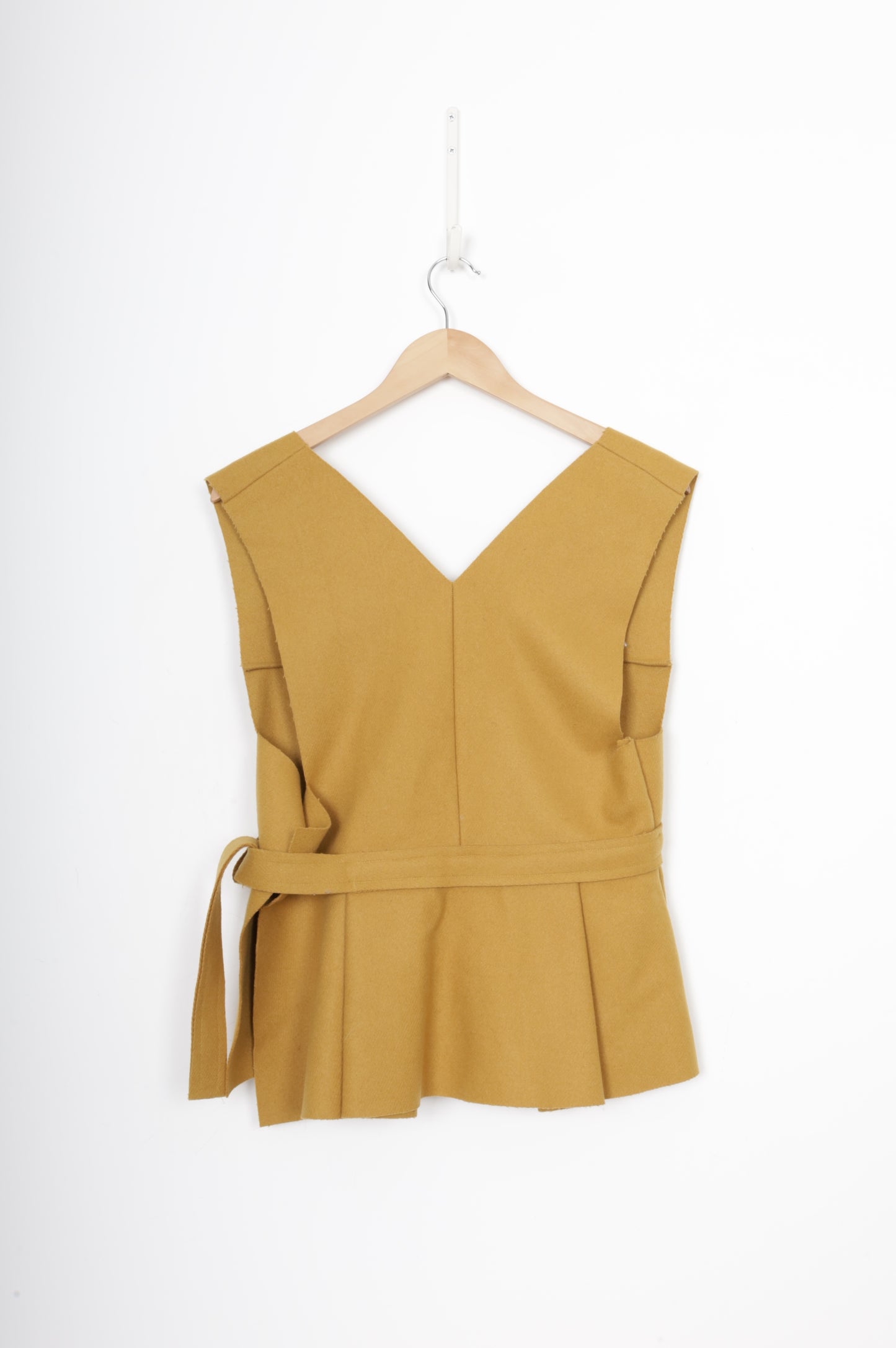 Gregory Womens Yellow Vest Size 10