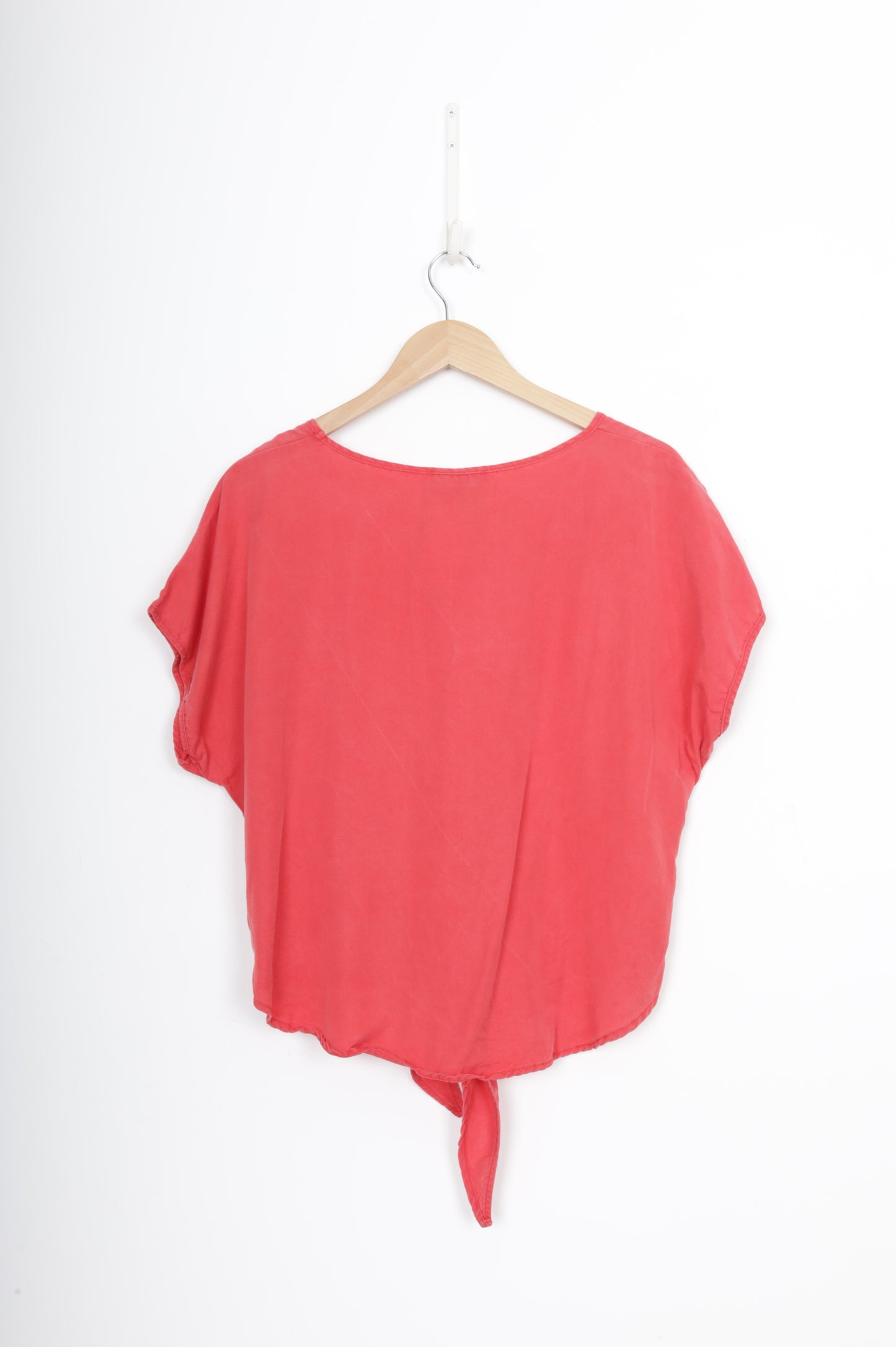 Ricochet Womens Red Top Size 6