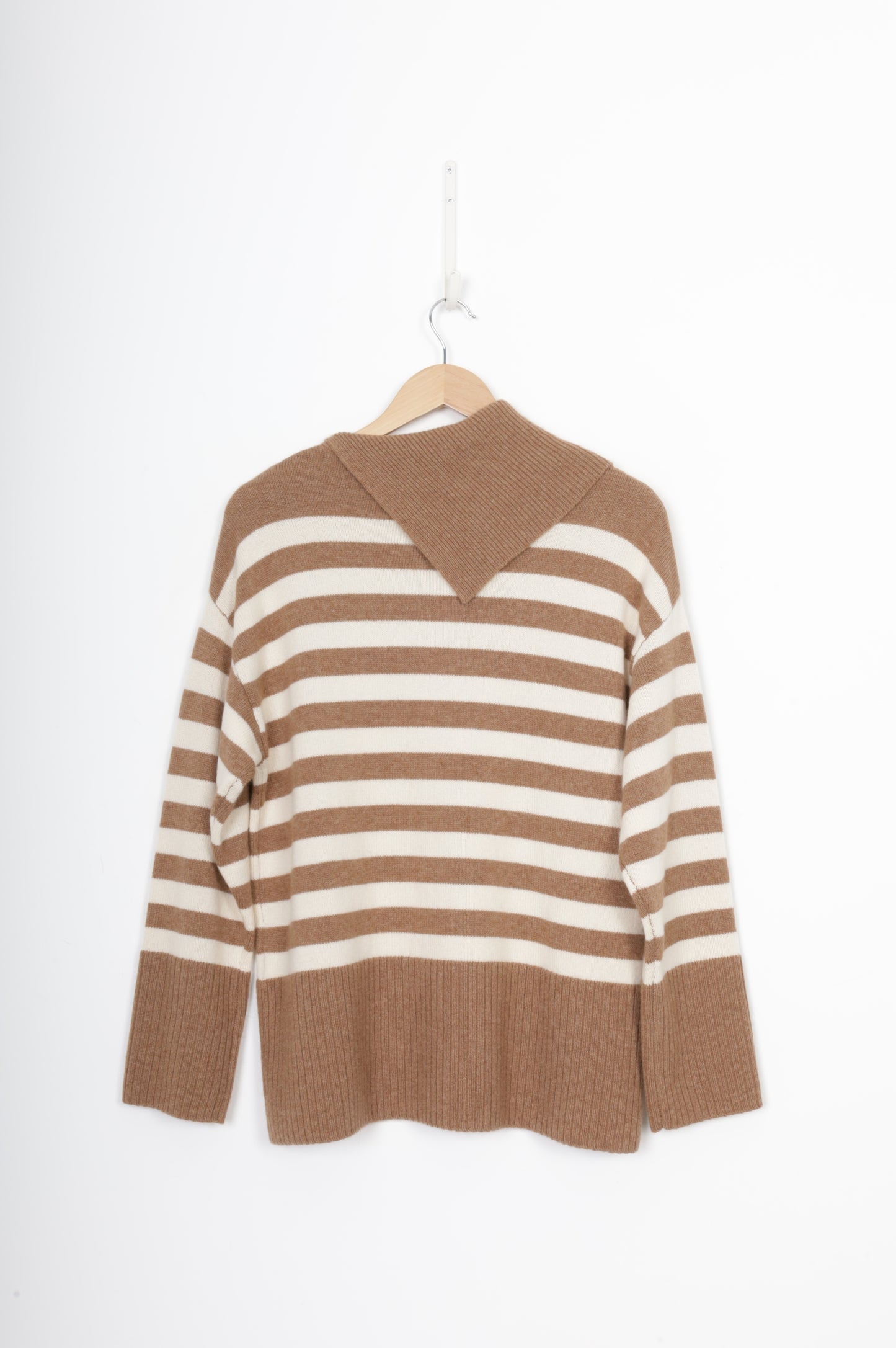 Caitlin Crisp Womens Brown Jumper Size S