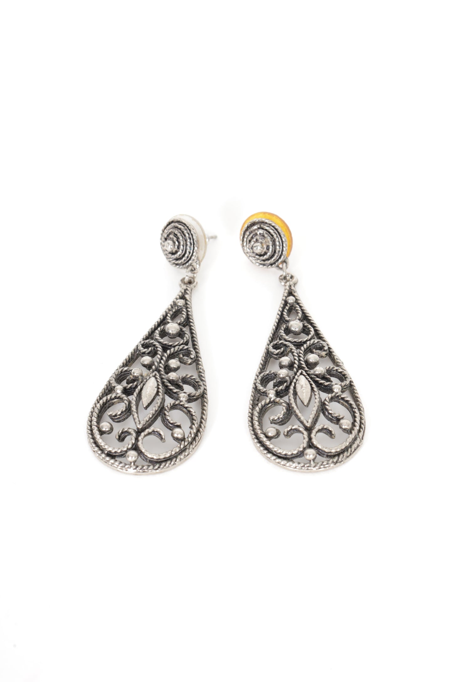 No Label Womens Metallic Earrings Size O/S