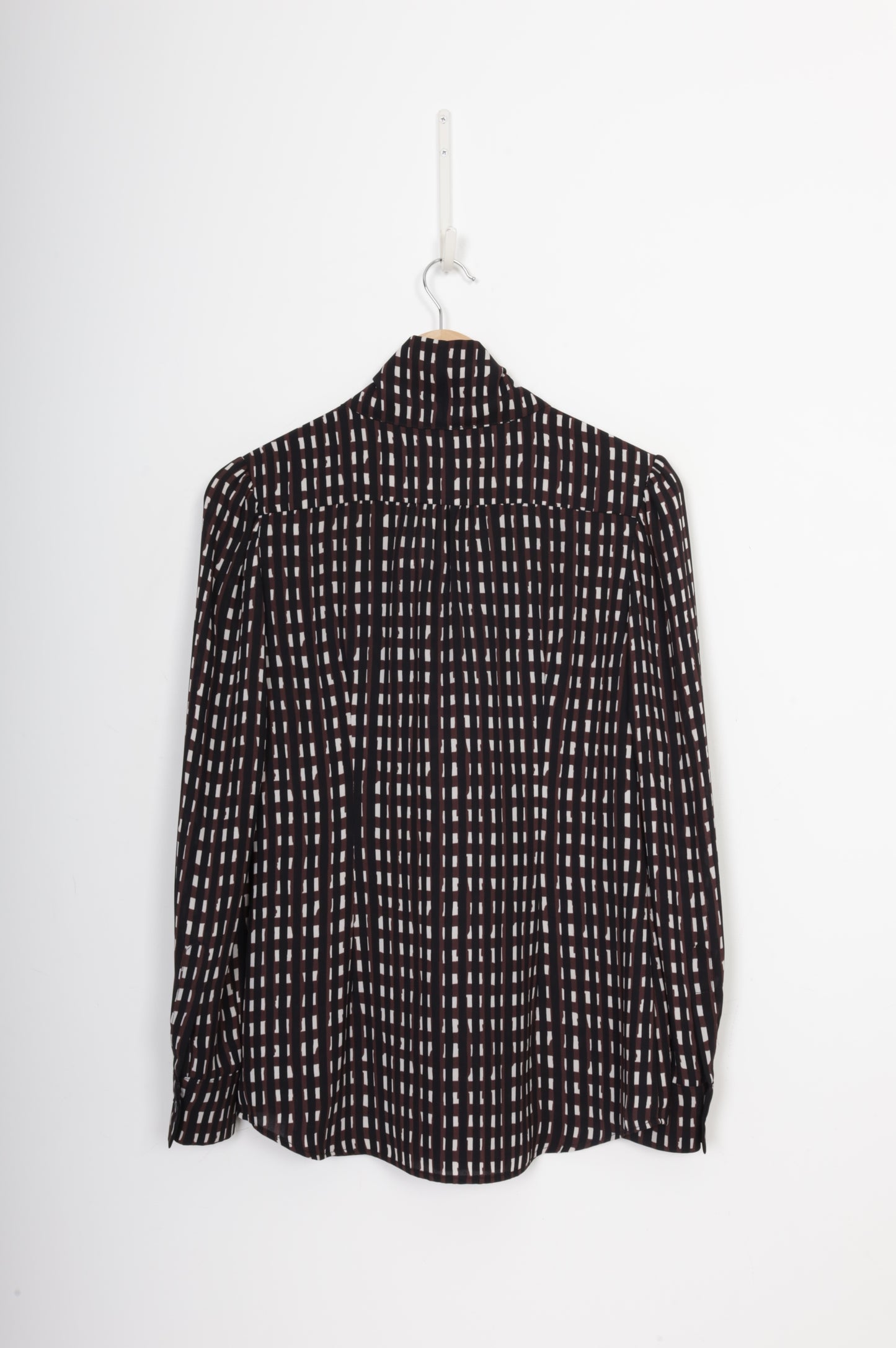Juliette Hogan Womens Black Shirt Size 8