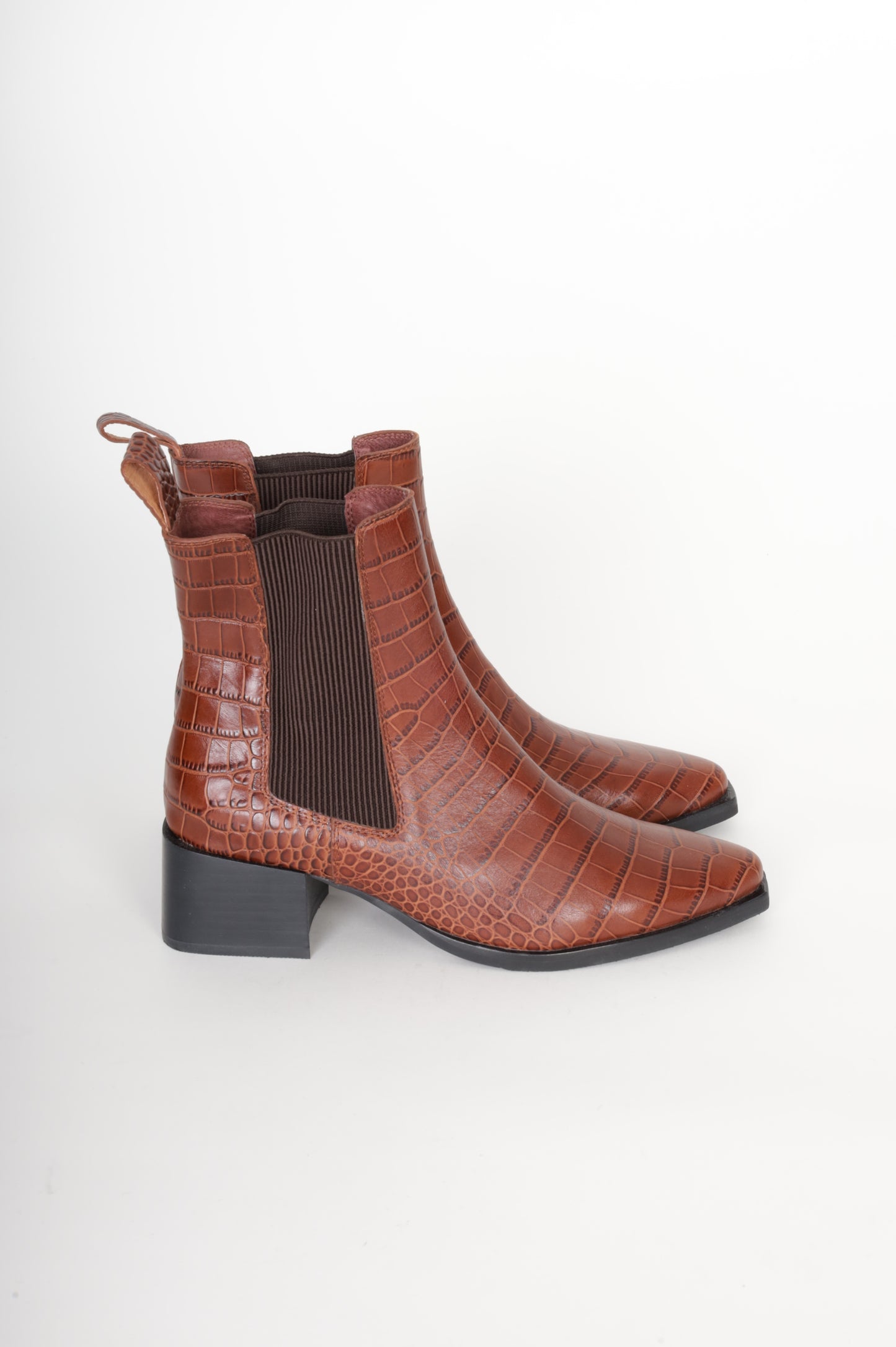 Bresley Womens Brown Boots Size EU 39