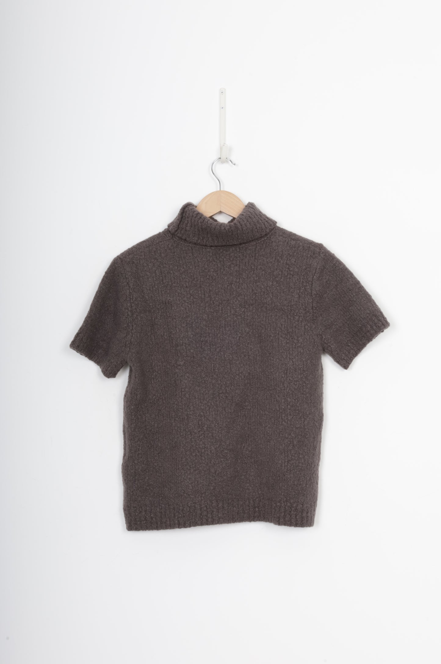 Hidemi Unisex Brown Top Size M