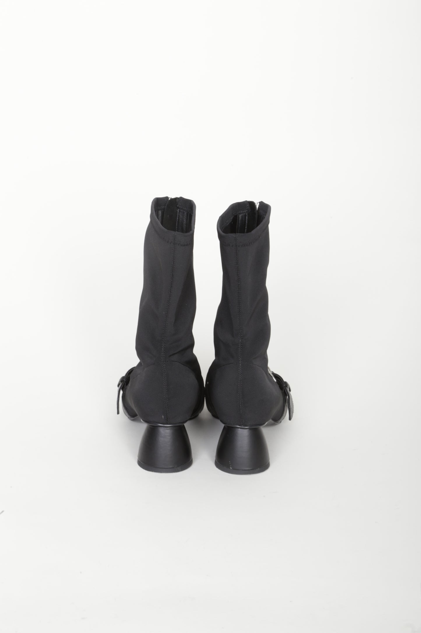 Chin Chin Womens Black Boots  Size EU 39
