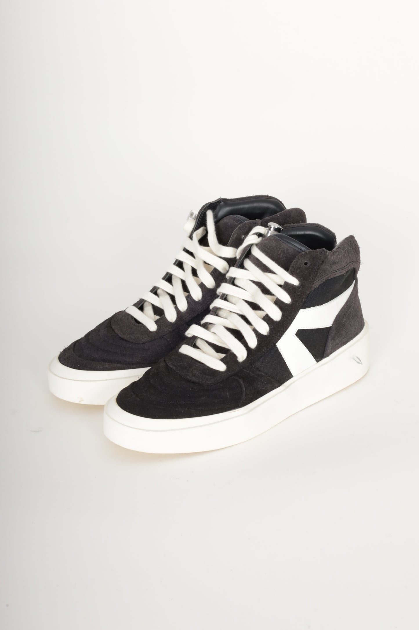Fear of God Unisex Black Sneakers Size EU 40