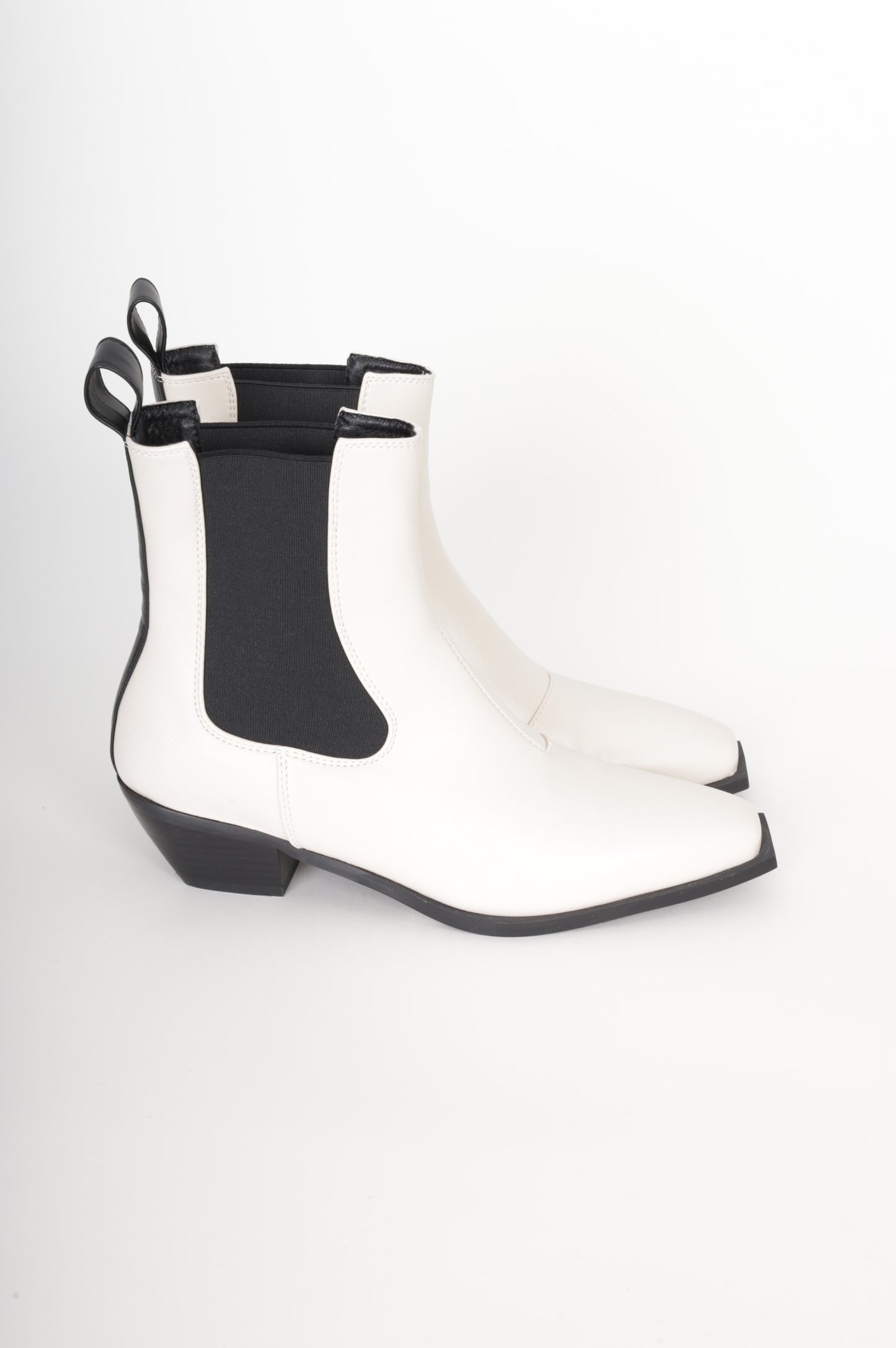 Billini Womens White Boots Size 39