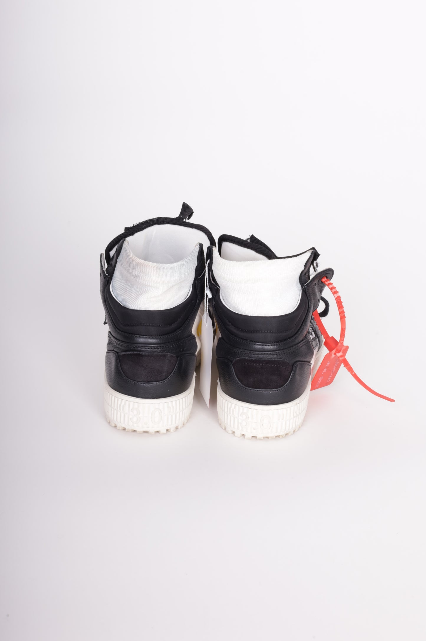 Off White Unisex Black Sneakers Size EU 41