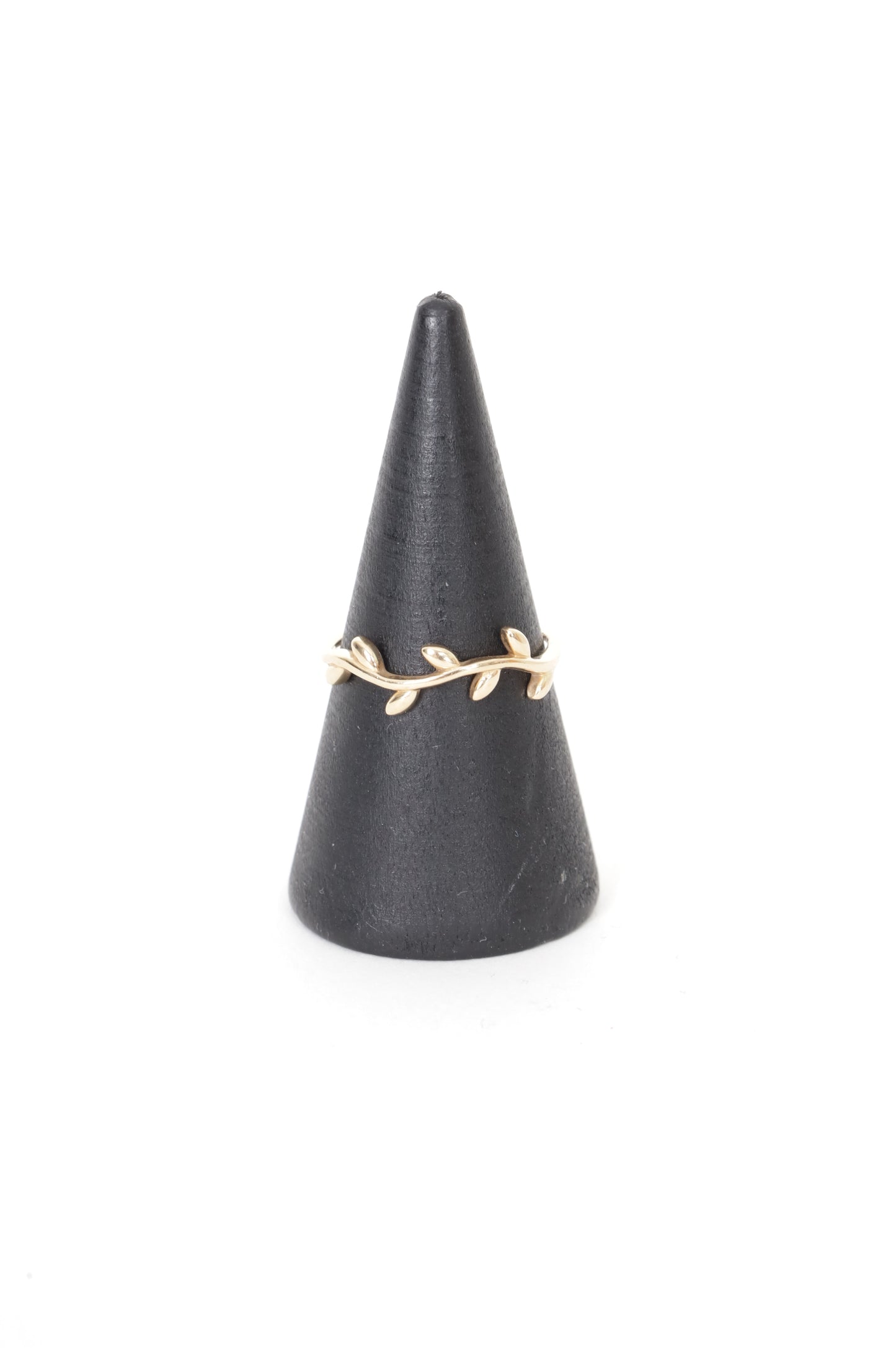No Label Womens Gold Ring Size US 6
