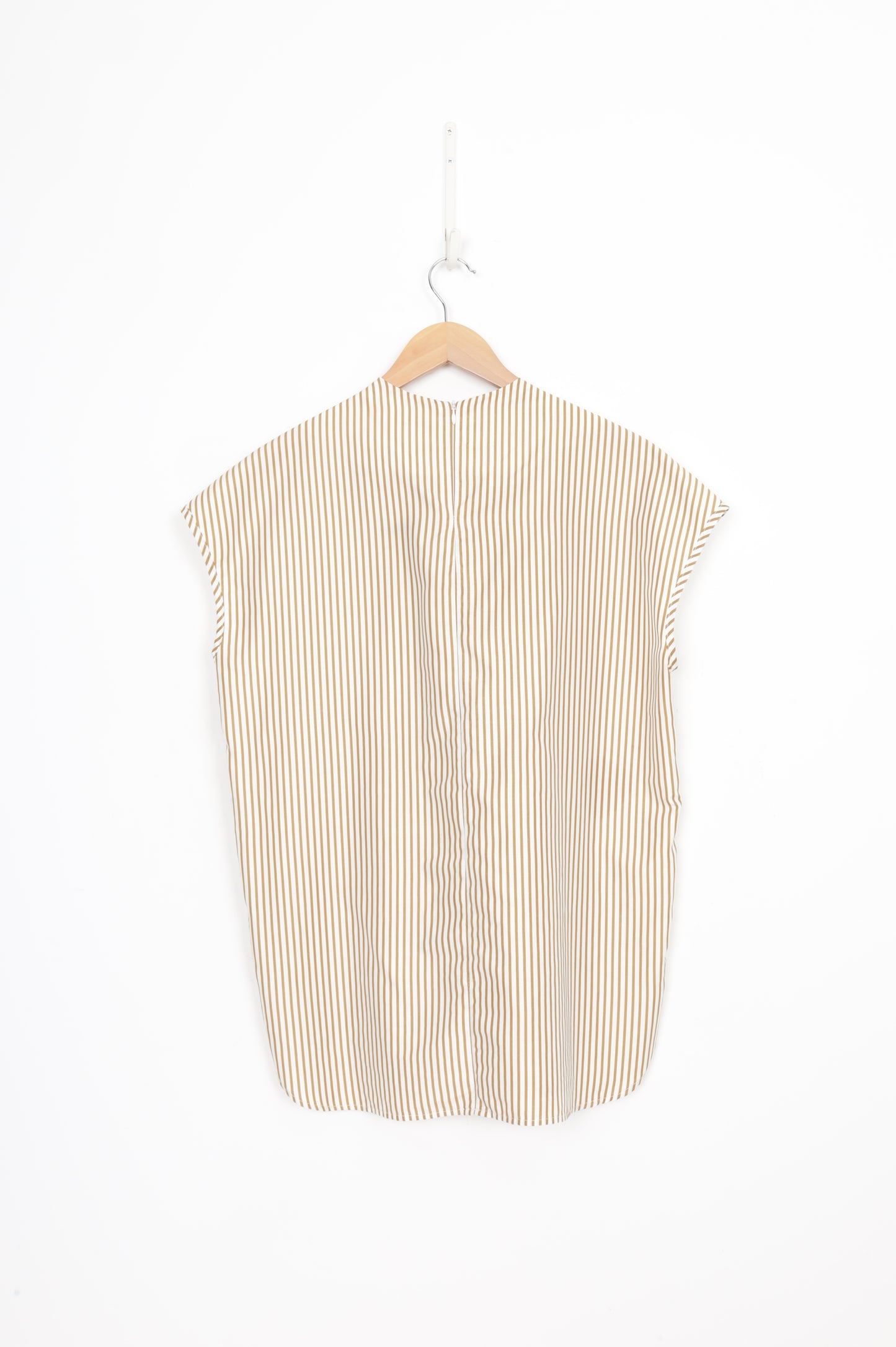 Gregory Womens Beige Top Size 10