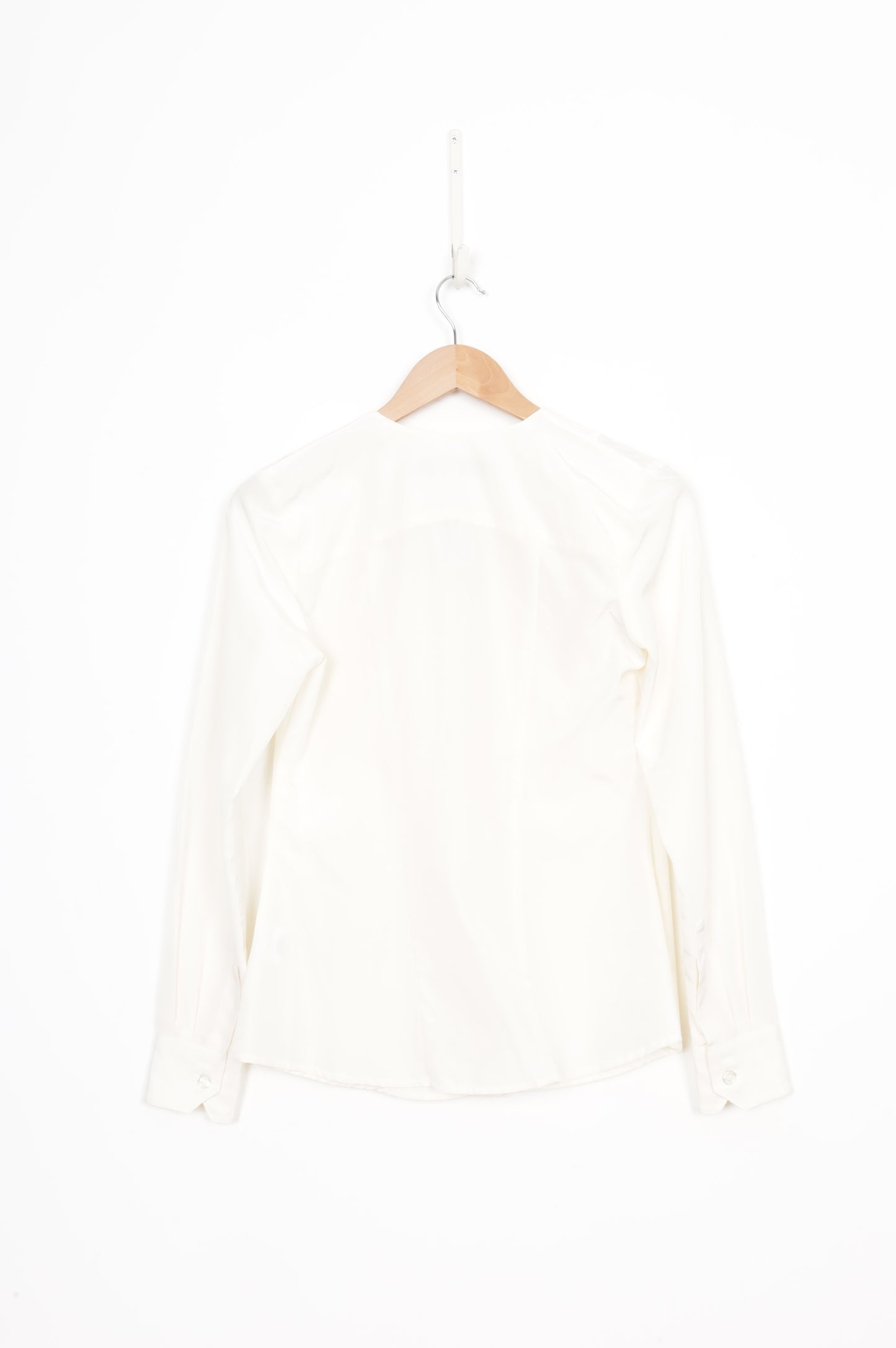 World Womens Cream Shirt Size XS