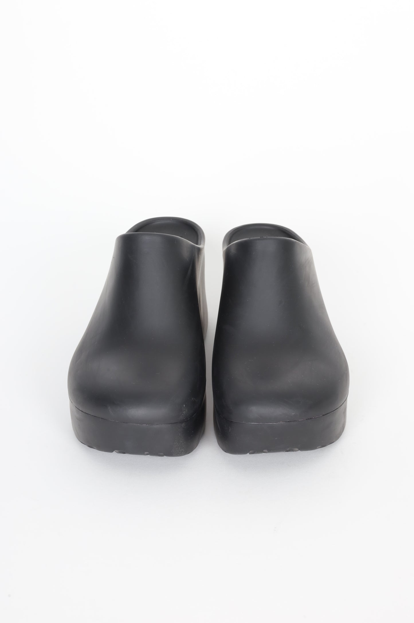 Loewe Womens Black Shoes Size EU 39