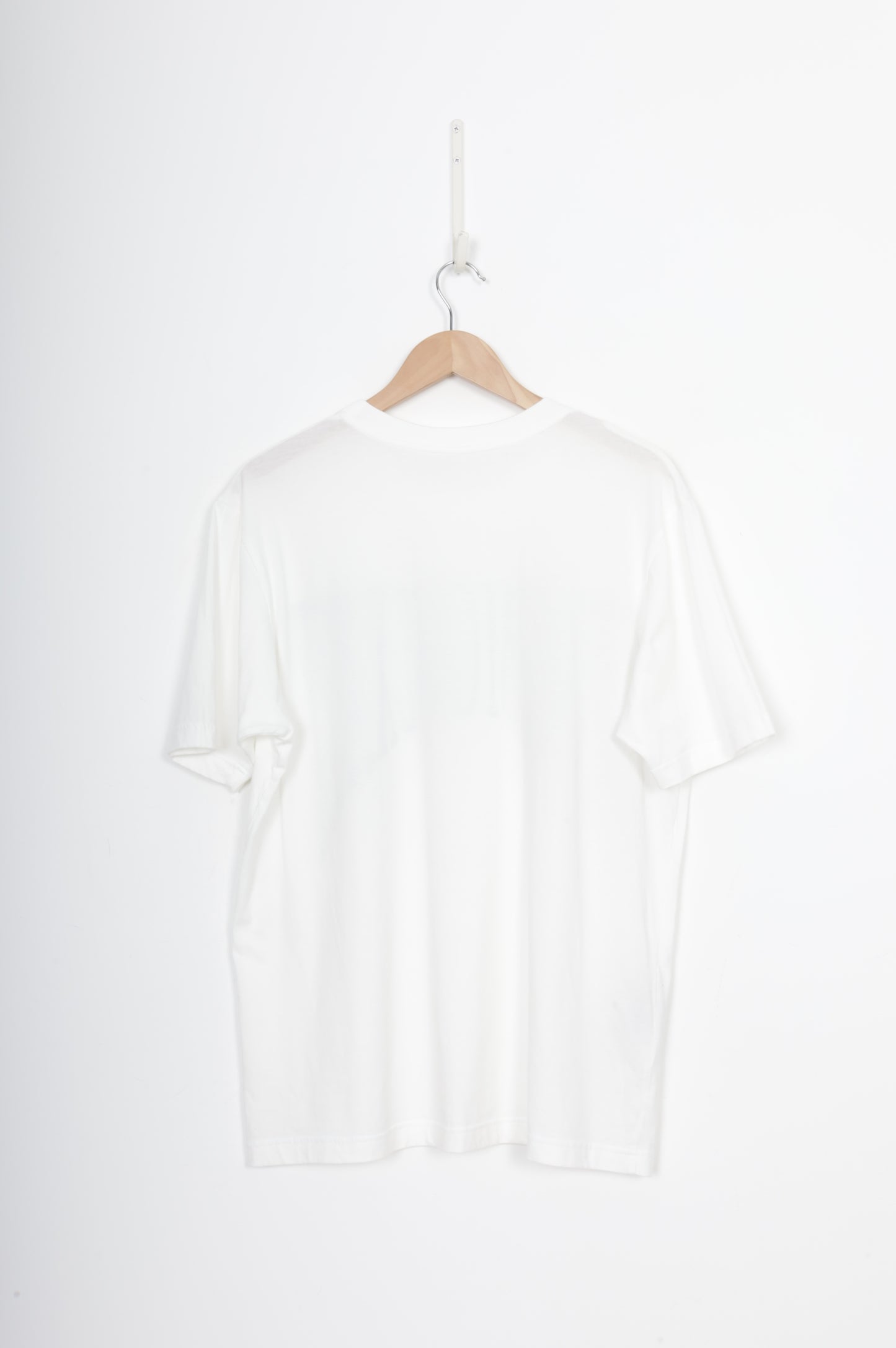 Zambesi Unisex White T-shirt Size S