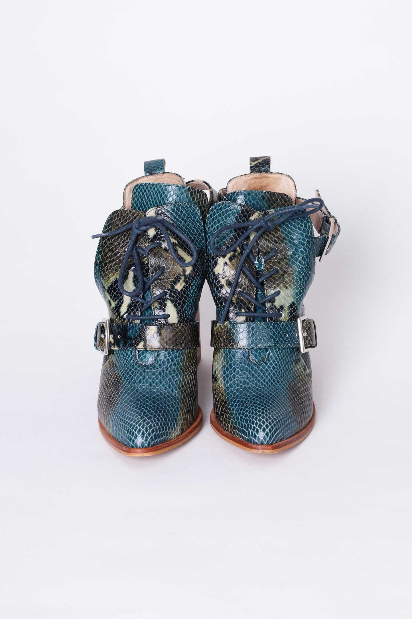 Mi Piaci Womens Blue Shoes Size EU 39