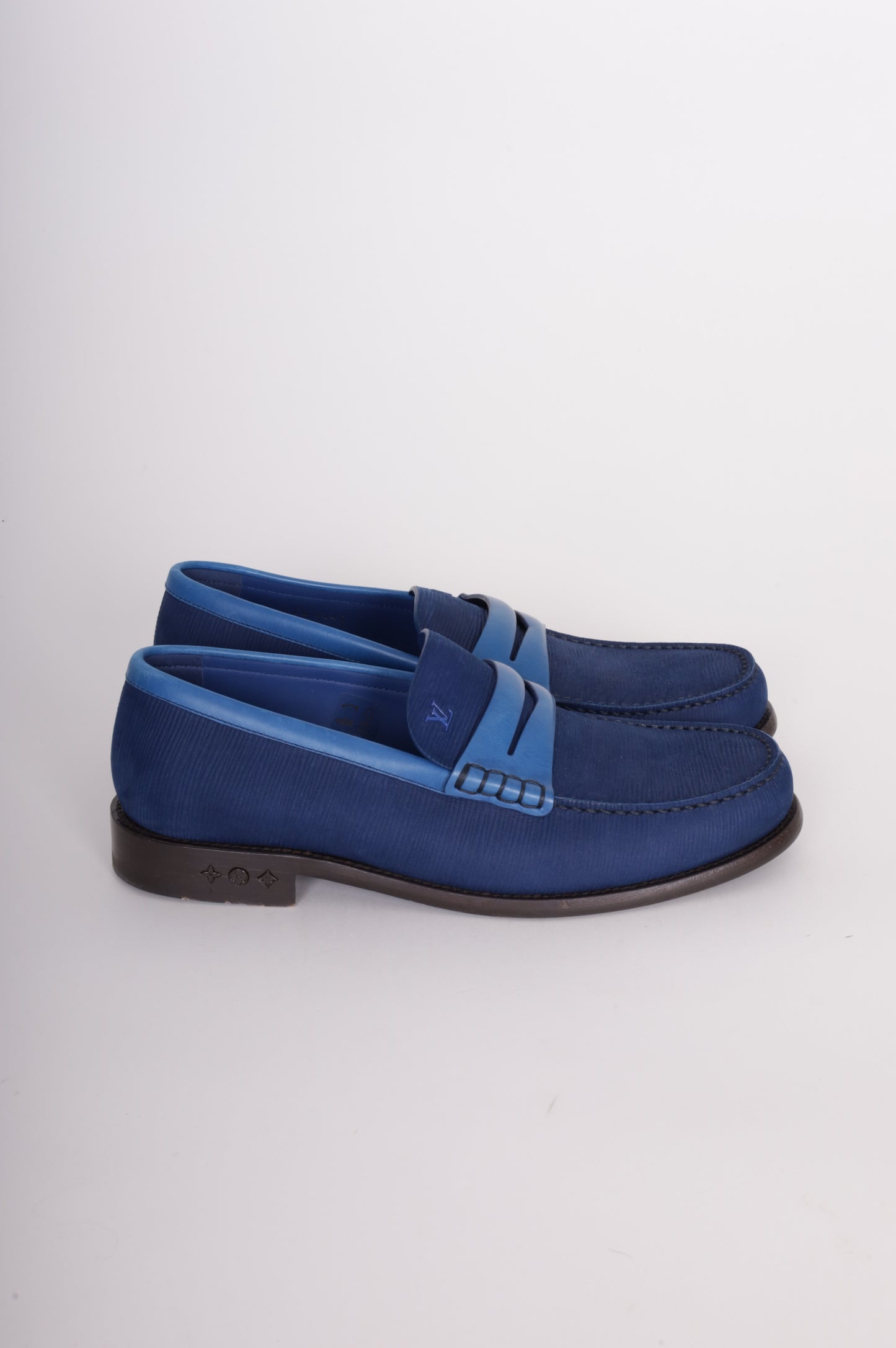 Louis Vuitton Mens Blue Shoes Size EU 42.5