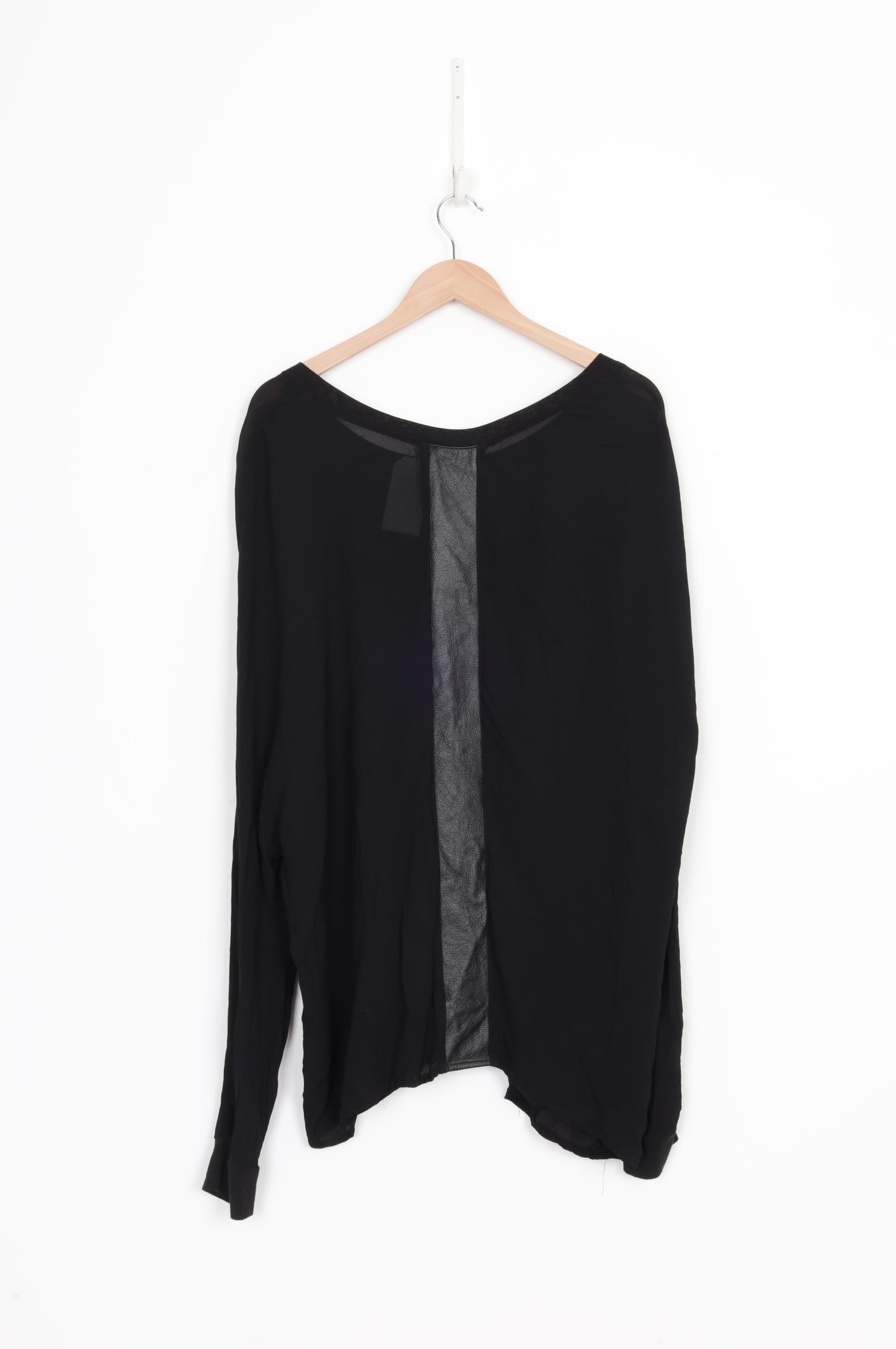 OBI New Zealand Womens Black Top Size 20