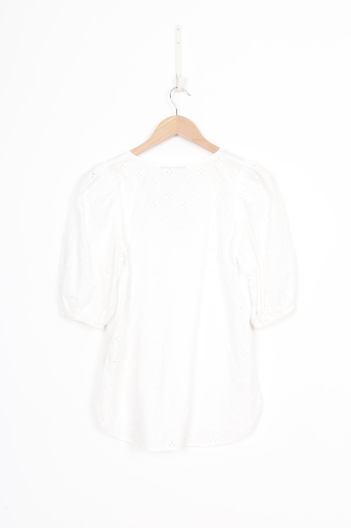 Helen Cherry Womens White Top Size S