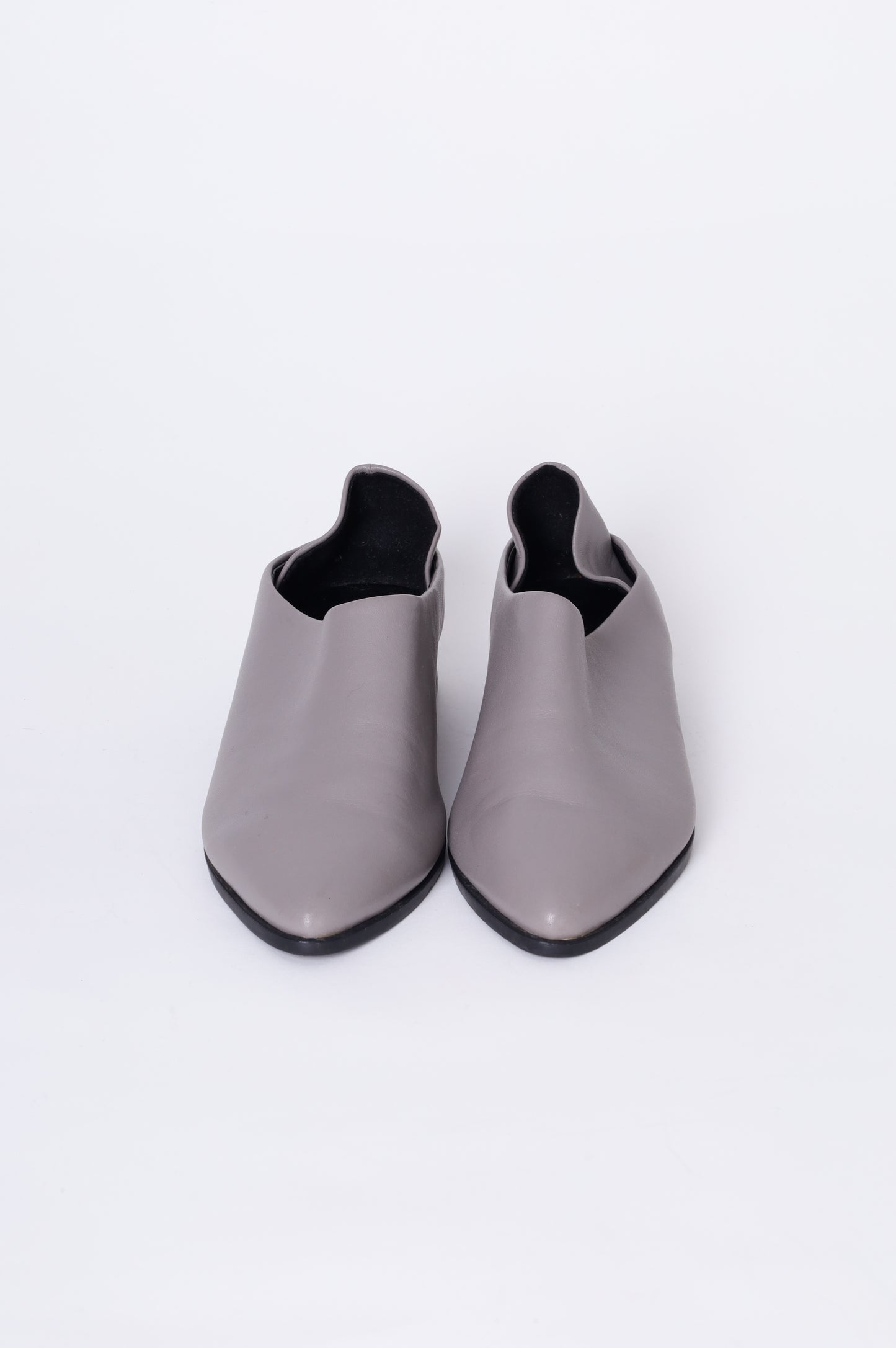DKNY Womens Grey Shoes Size EU 36