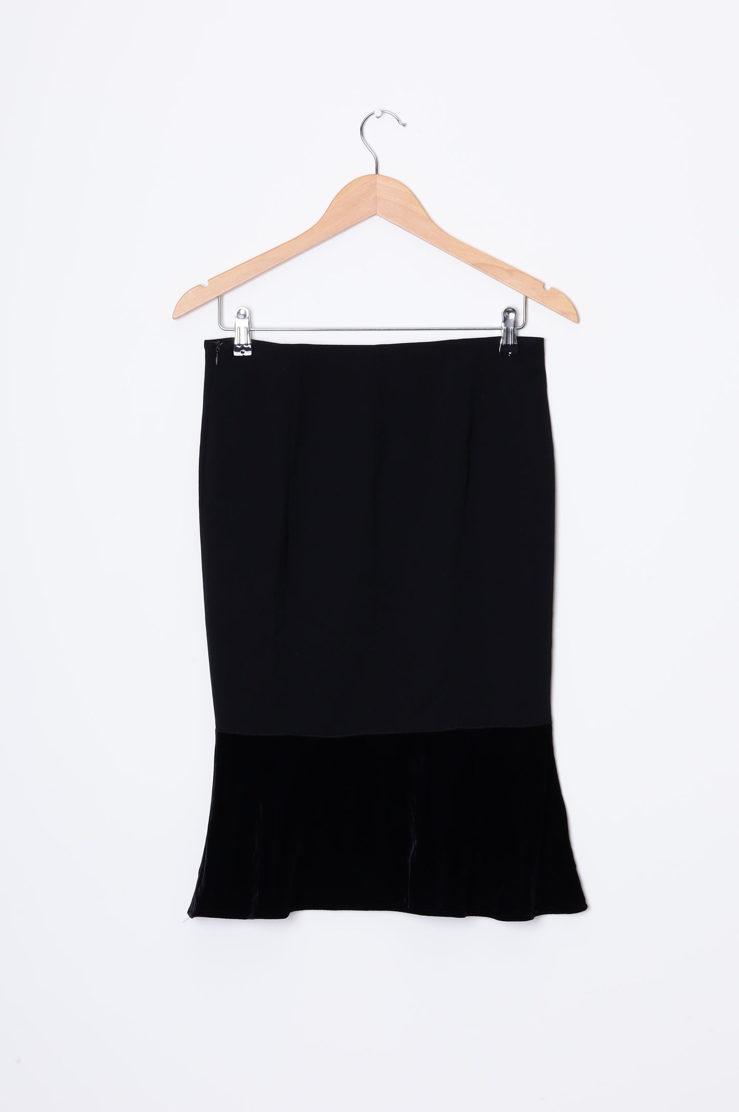 Emporio Armani Womens Black Skirt Size 40