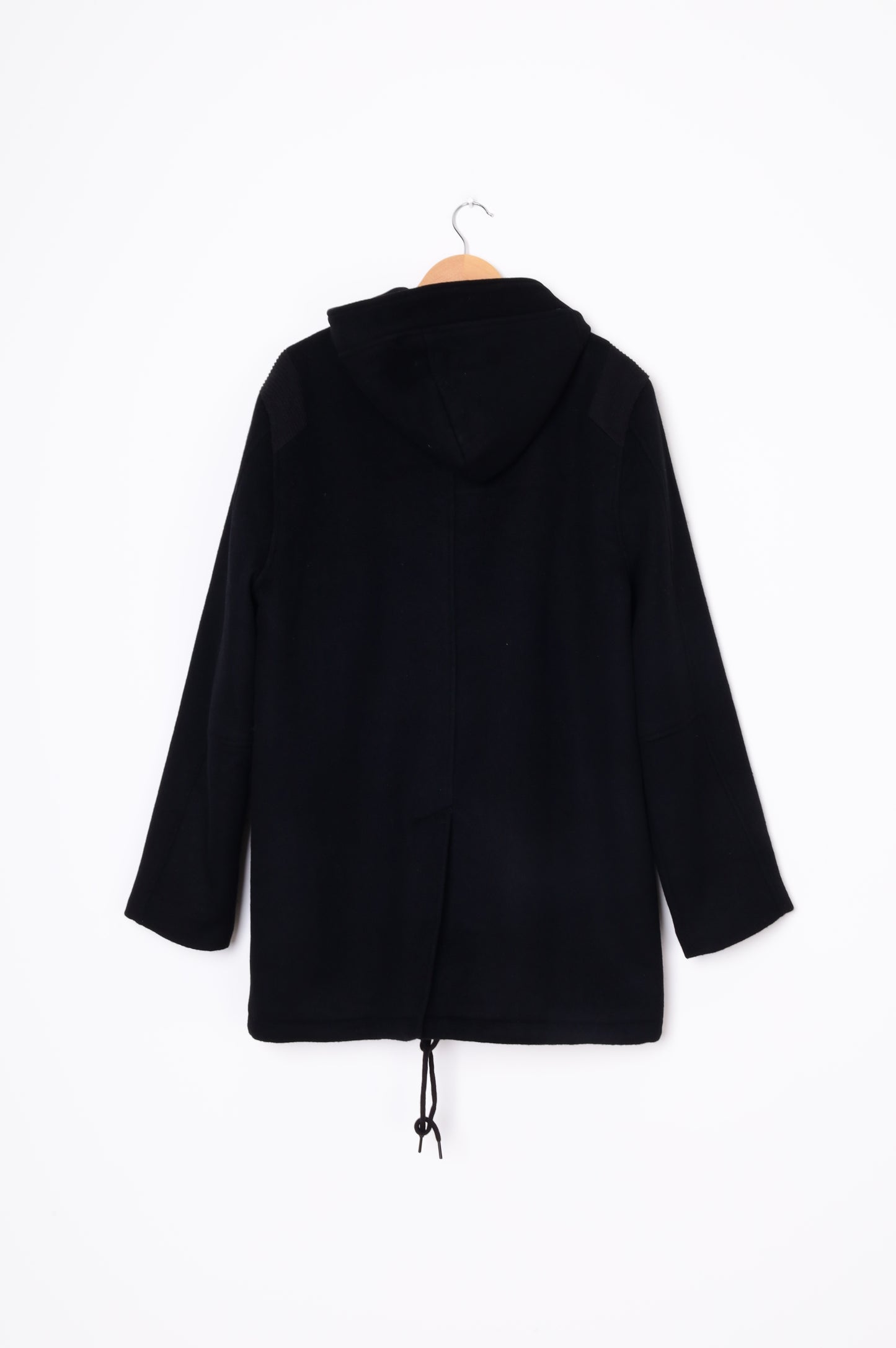 Nique Mens Black Coat Size L