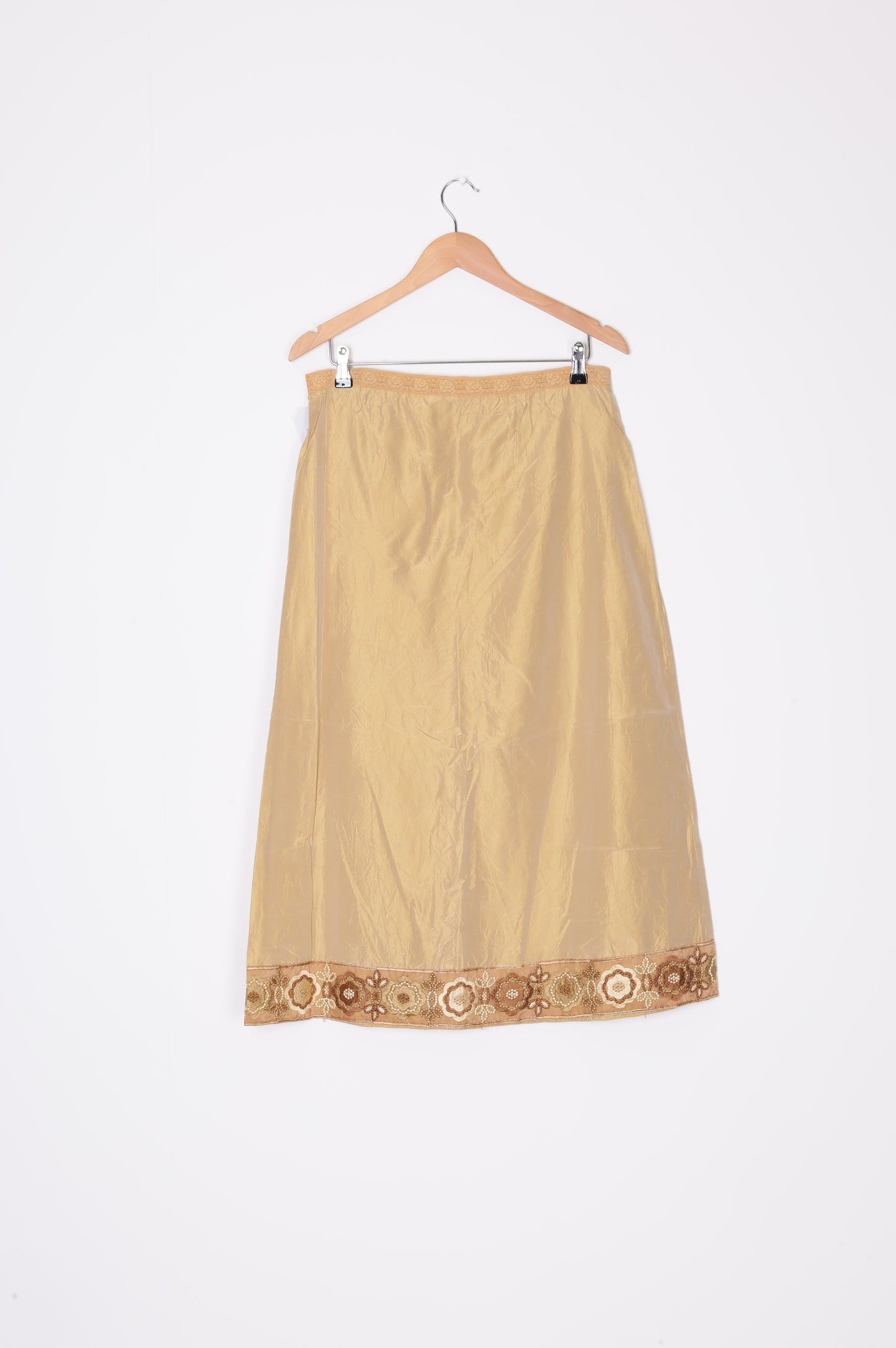 120% Vintage Womens Beige Skirt Size 44