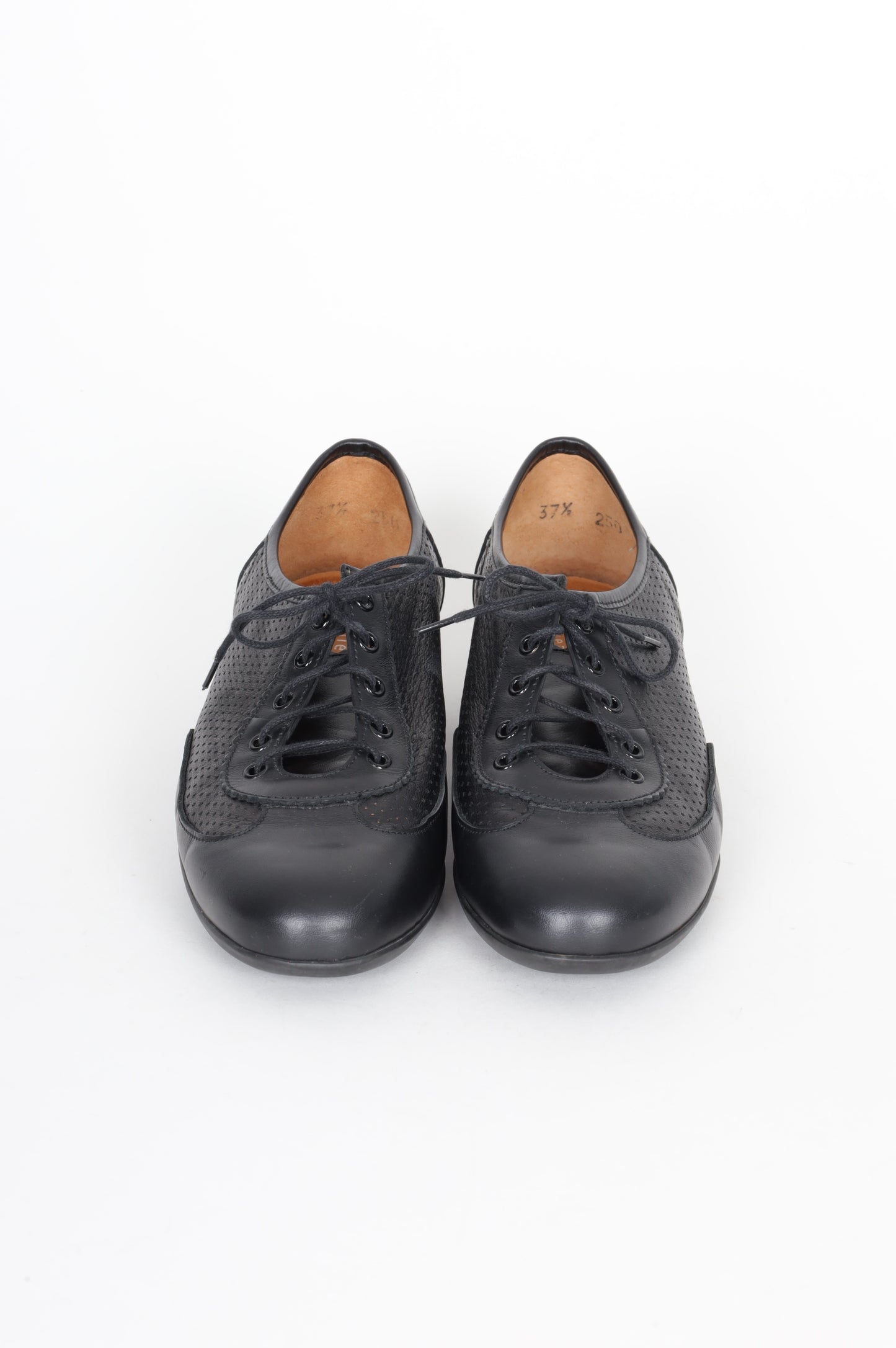 Minnie Cooper (NZ made) Womens Black Shoes Size EU 37.5