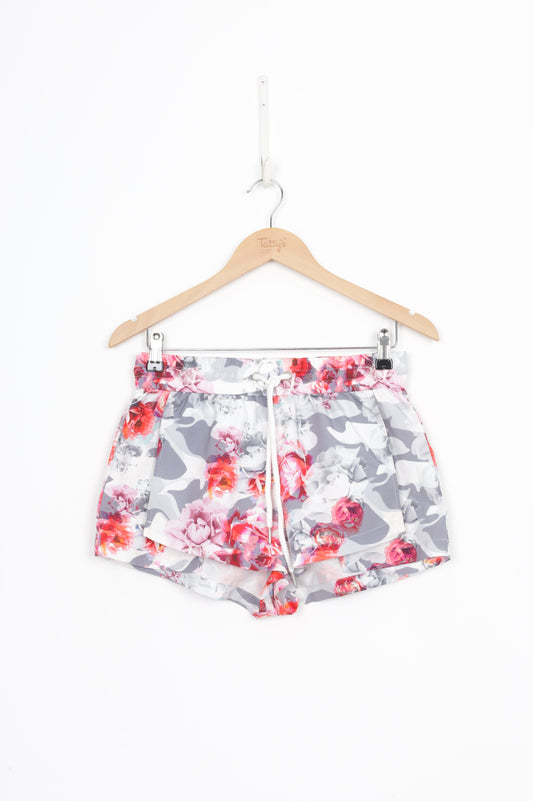 Camilla & Marc Womens White Shorts Size 8