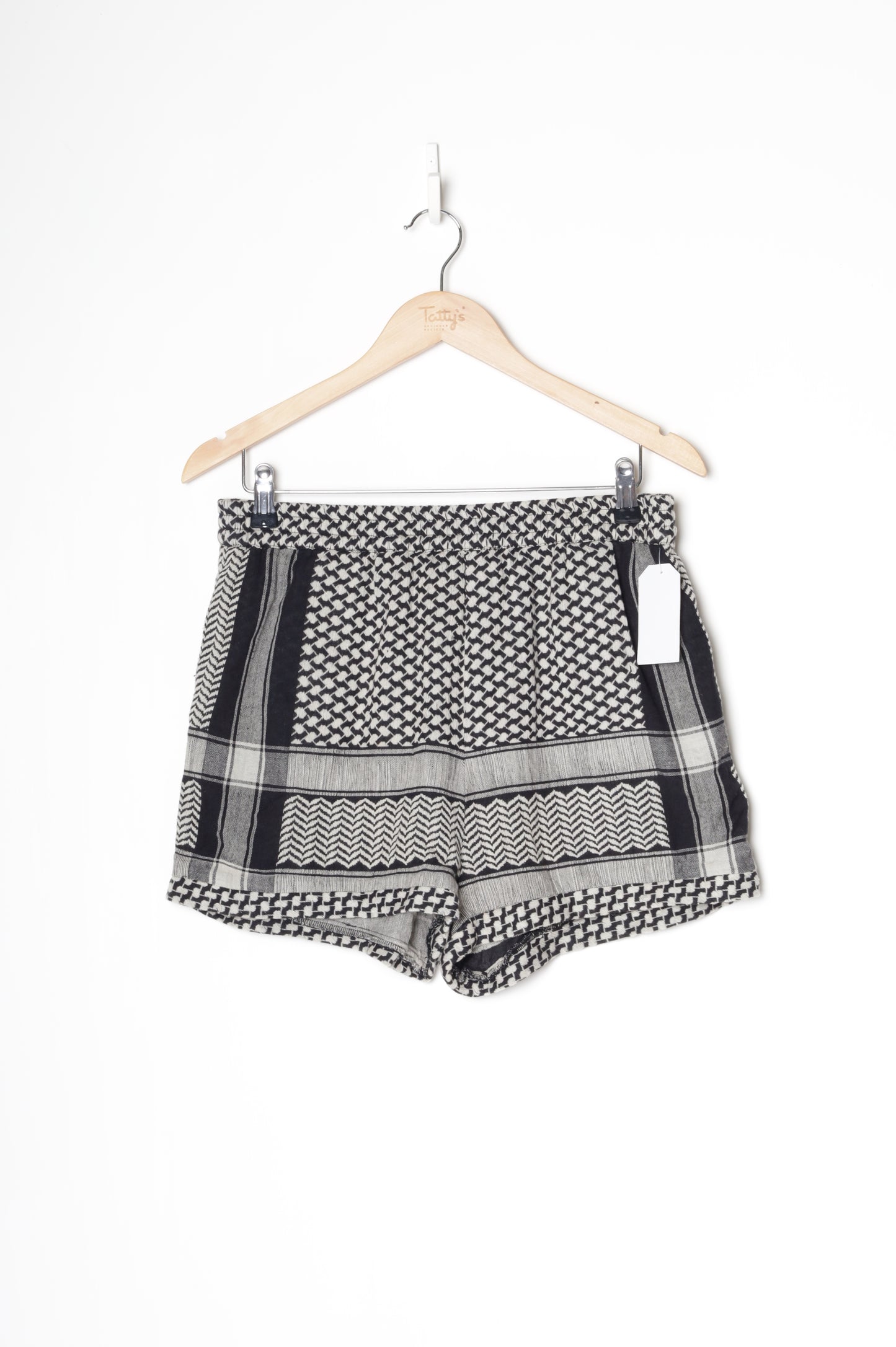 Cecilie Womens Black Shorts Size S