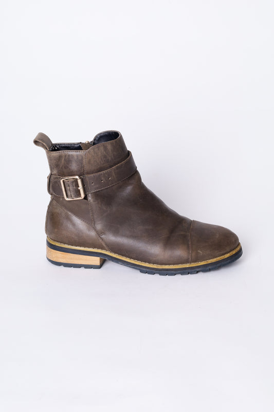 Kate Sylvester Womens Green Boots  Size EU 38