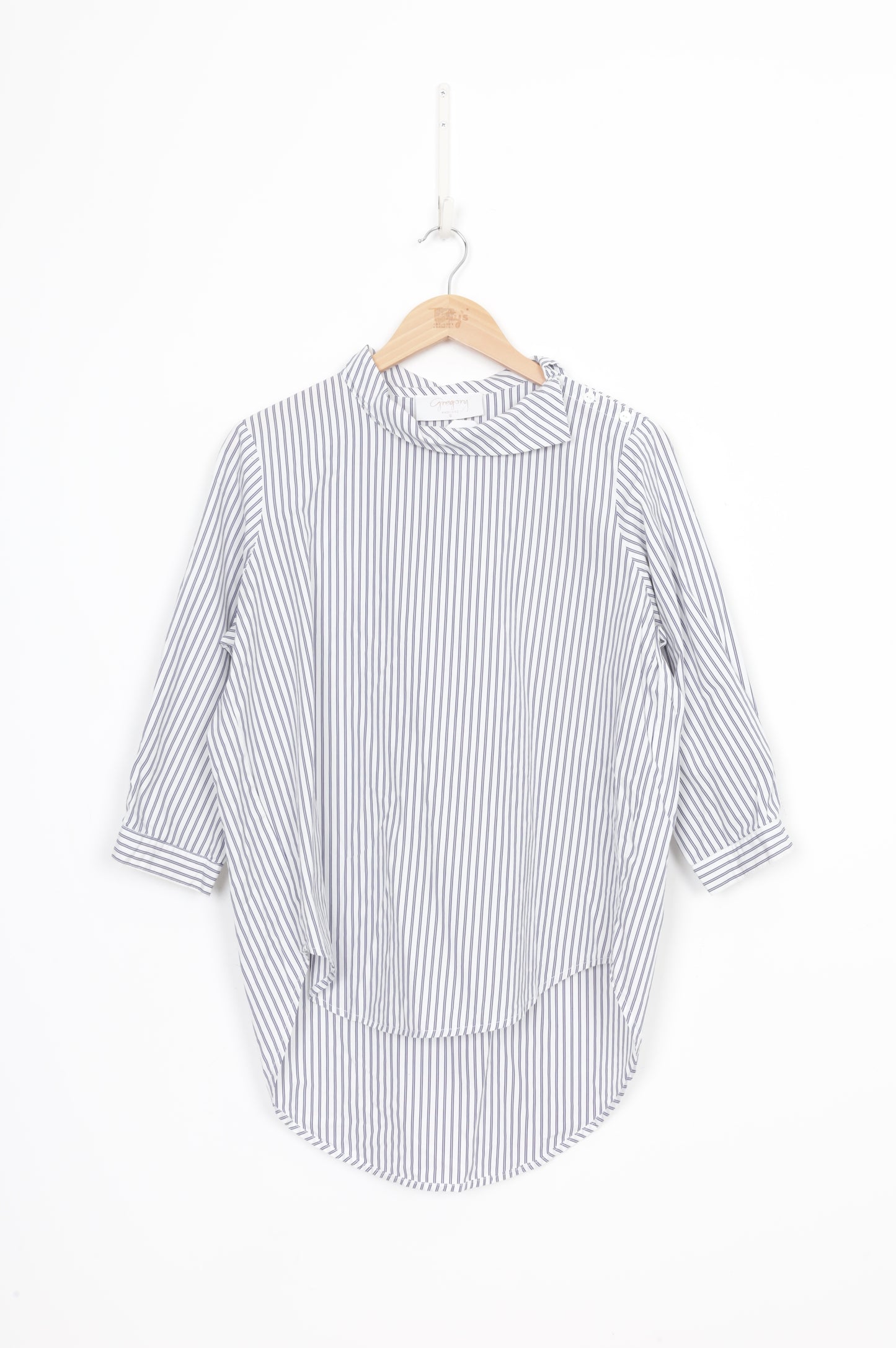 Gregory Womens White Shirt Size 6