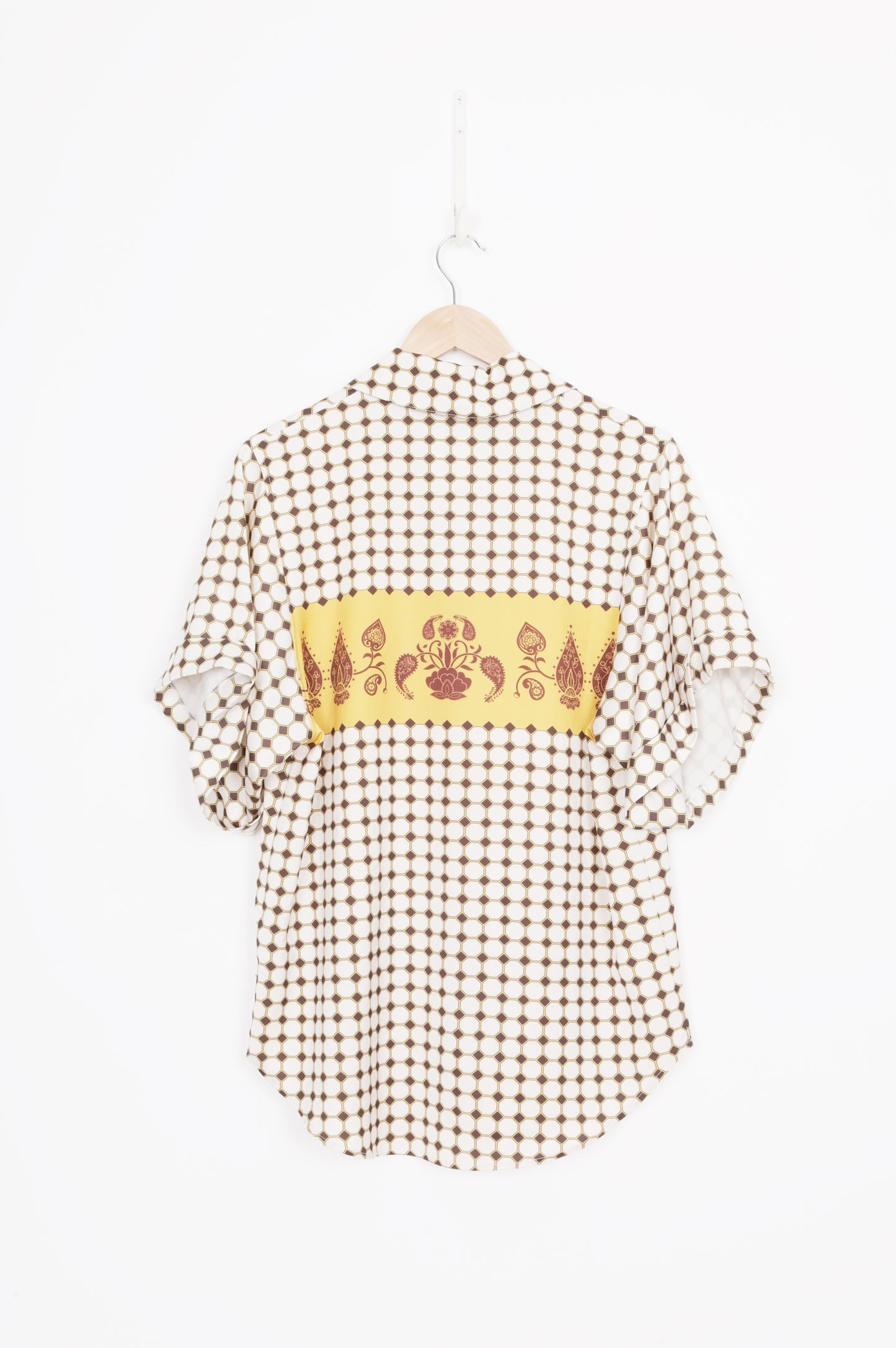 Camilla & Marc Womens White Shirt Size 6