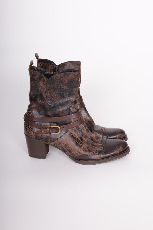 Henry Beguelin Womens Brown Boots  Size EU 40