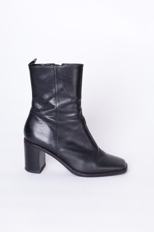 Isabella Anselmi Womens Black Boots  Size EU 37