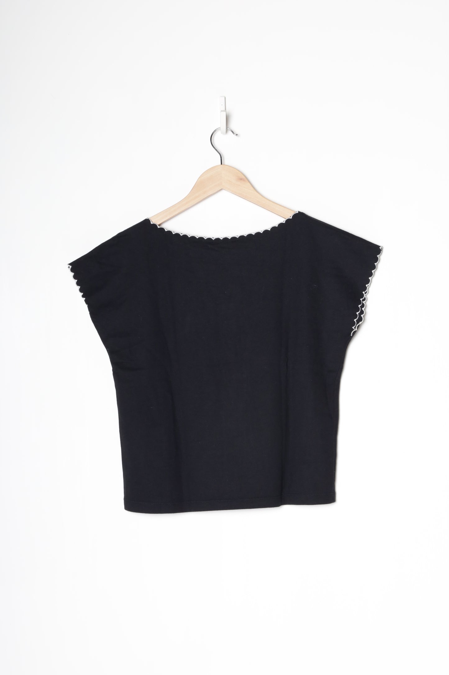 Agnes B Womens Black T-shirt Size 2