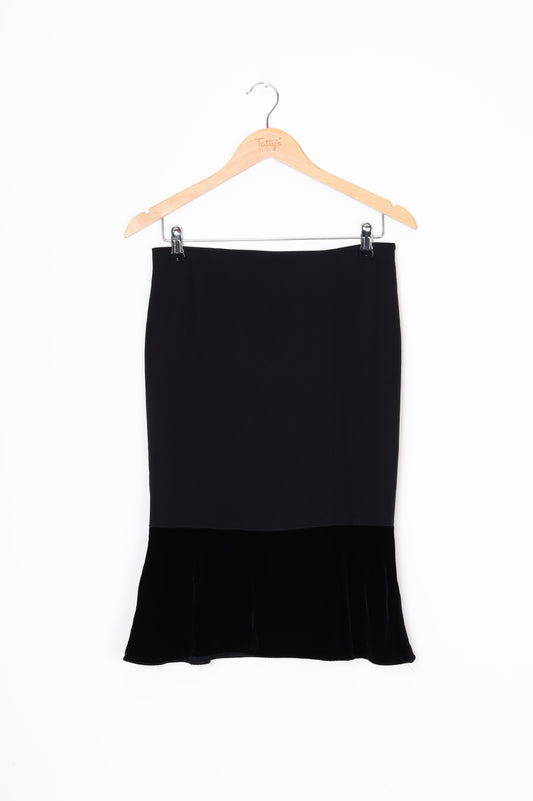 Emporio Armani Womens Black Skirt Size 40