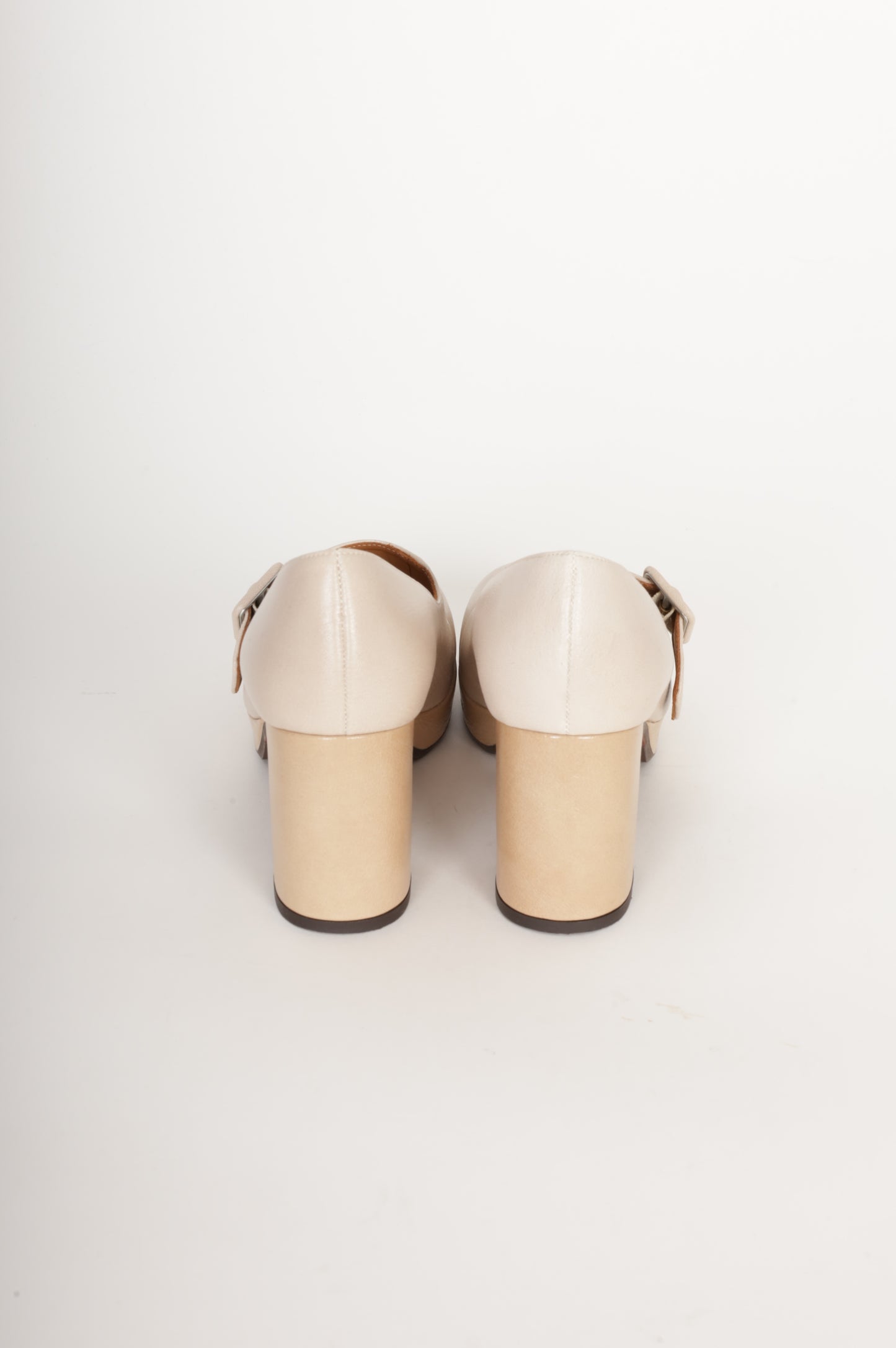 Chie Mihara Womens Beige Heels Size EU 37.5