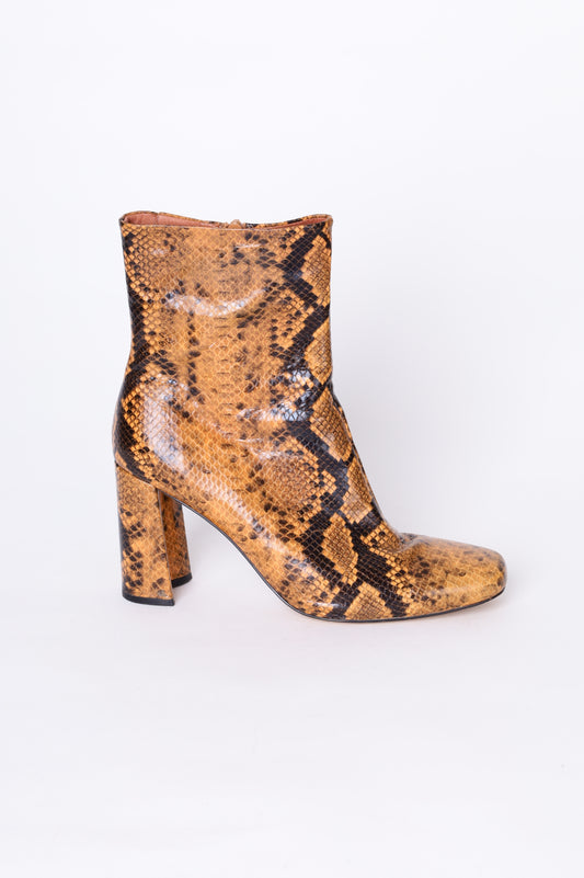 Mi Piaci Womens Brown Boots  Size EU 41