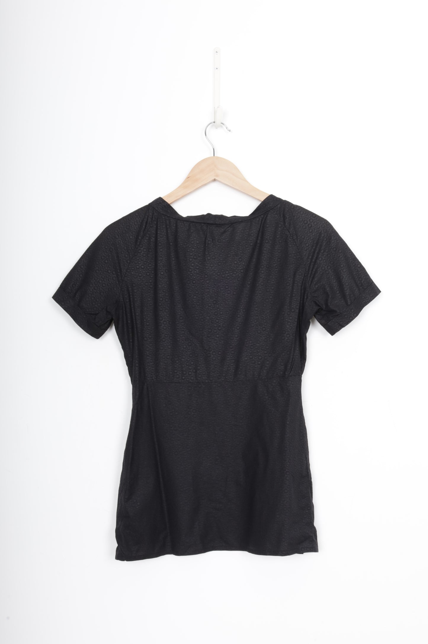 Zambesi Womens Black Top Size 8