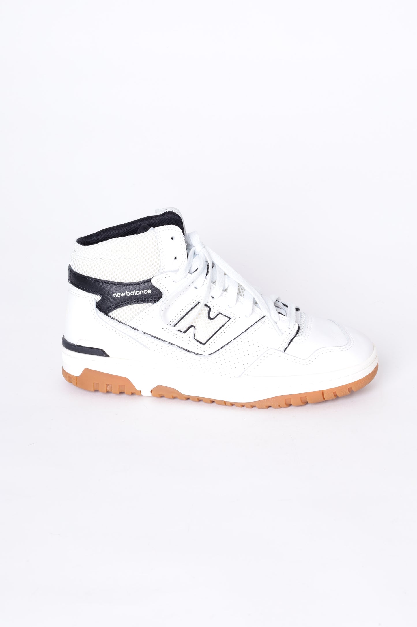New Balance Mens White Sneakers Size EU 41.5