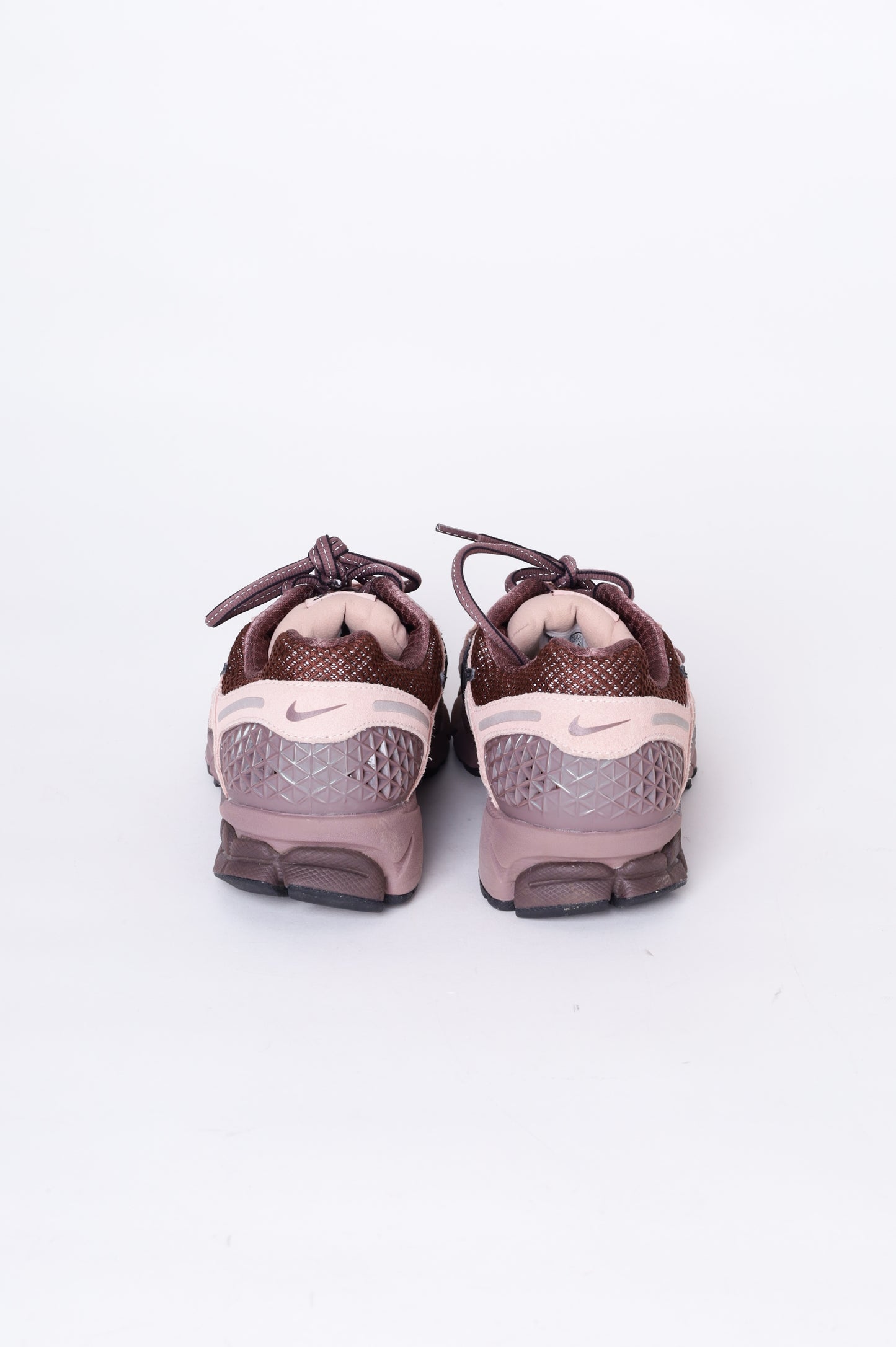Nike Womens Pink Shoes Size EU 40