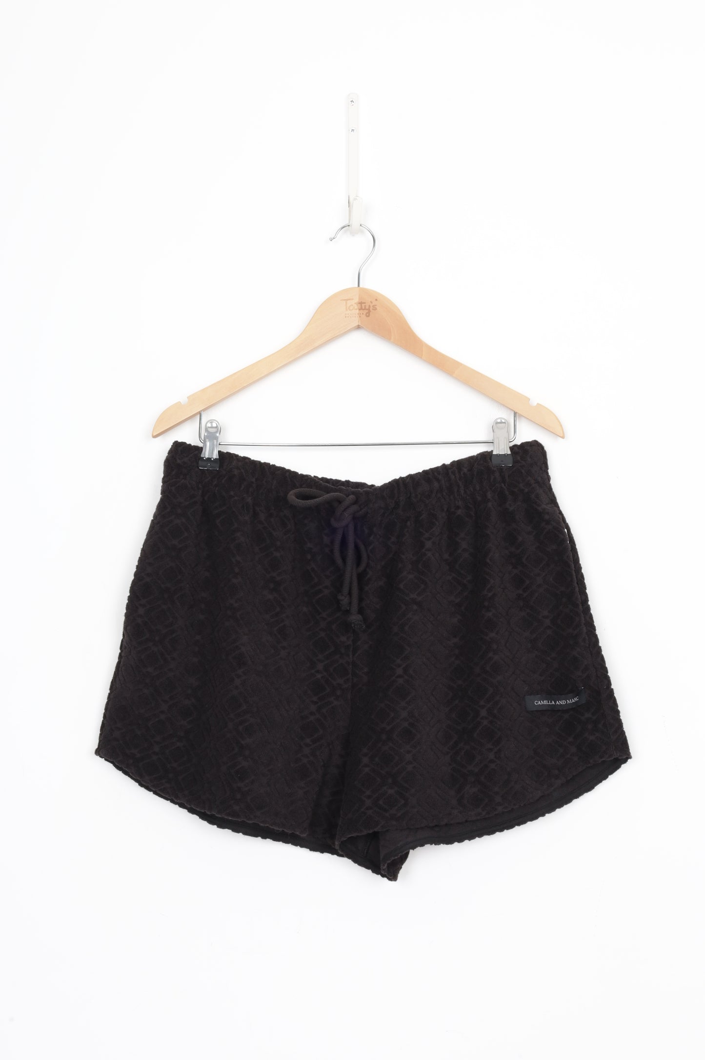 Camilla & Marc Womens Black Shorts Size 14