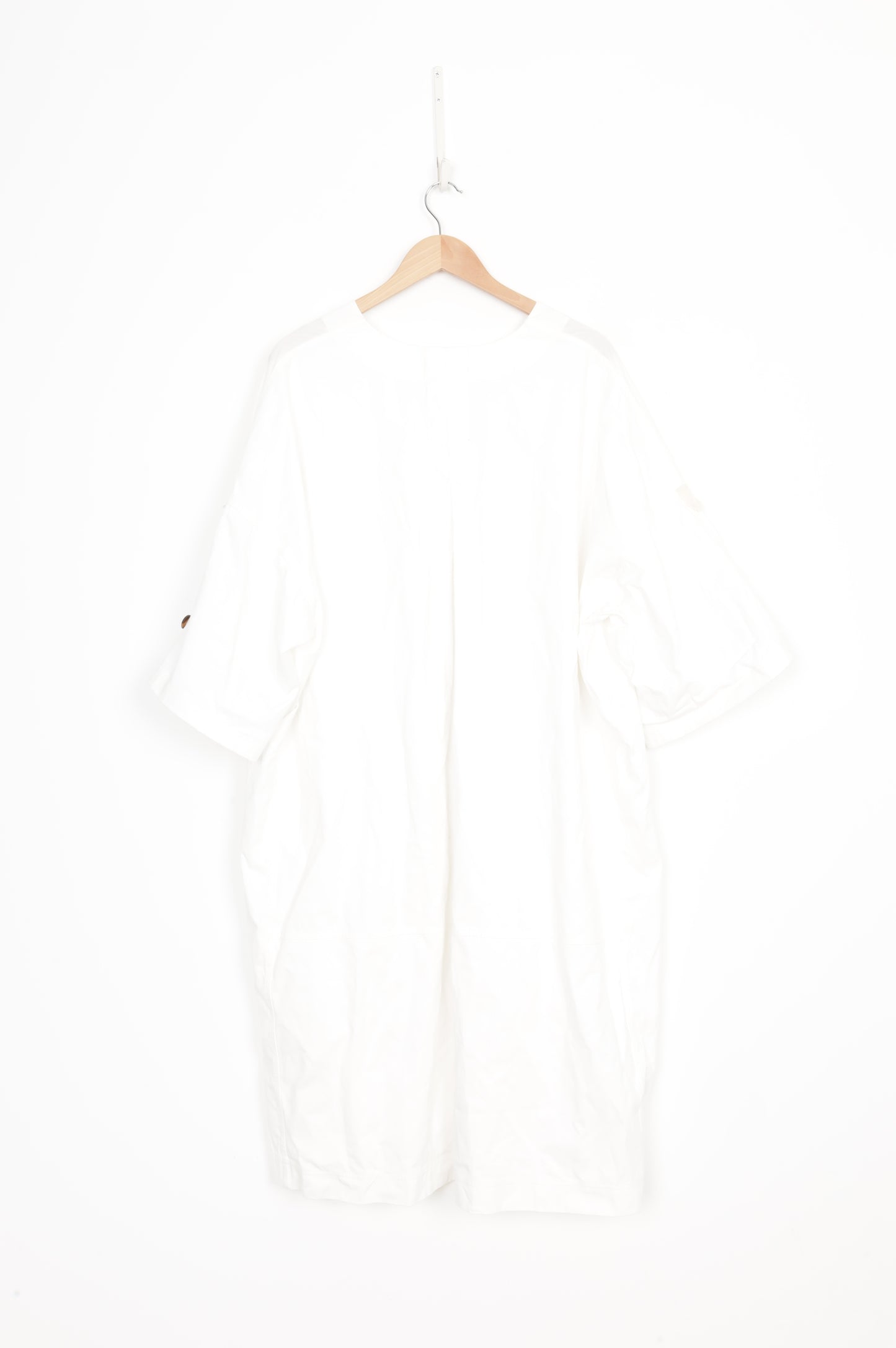 Affirm Heart Far East Limited Womens White Dress Size L