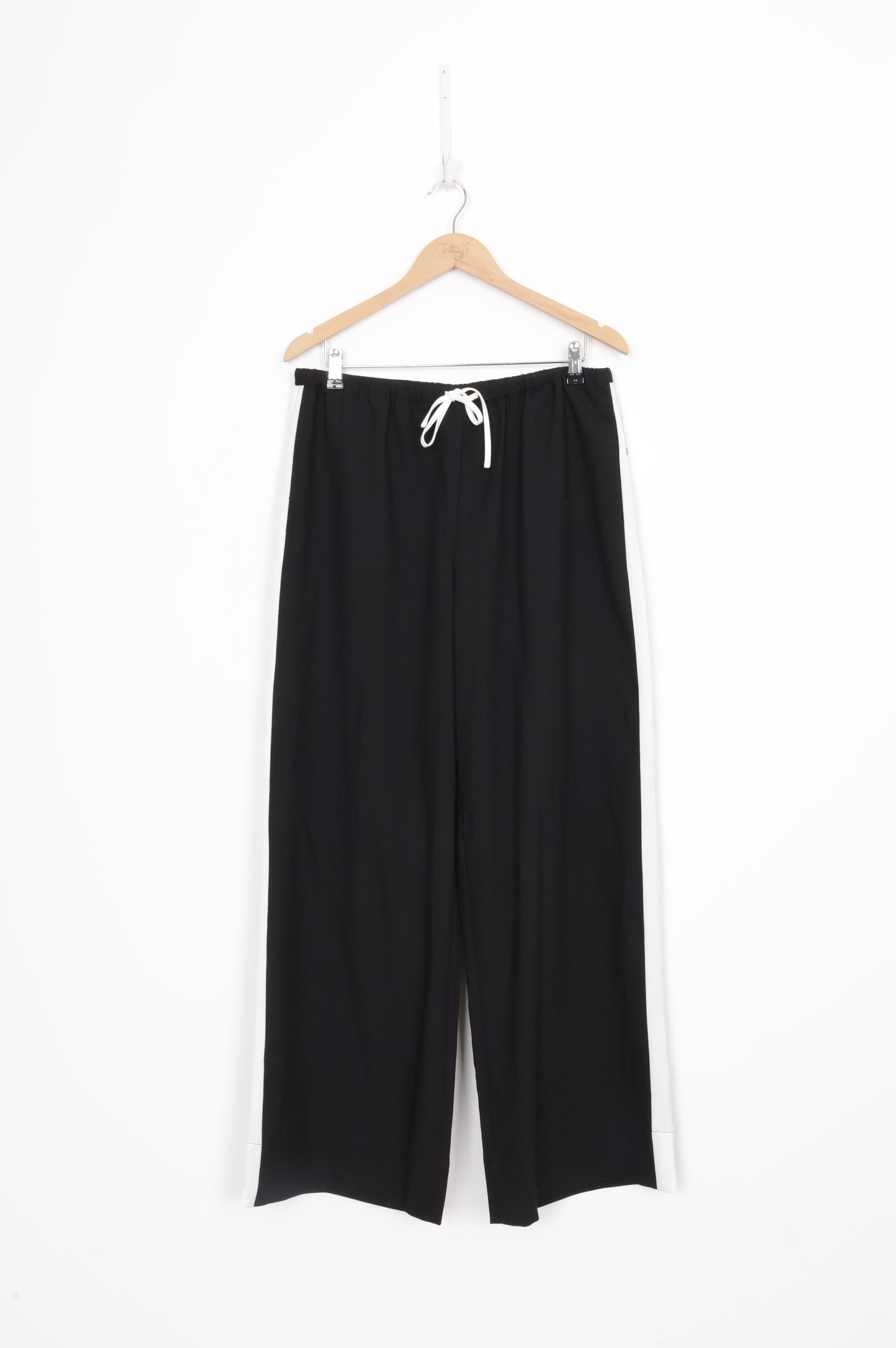 Sneaky link Womens Black Pants Size M