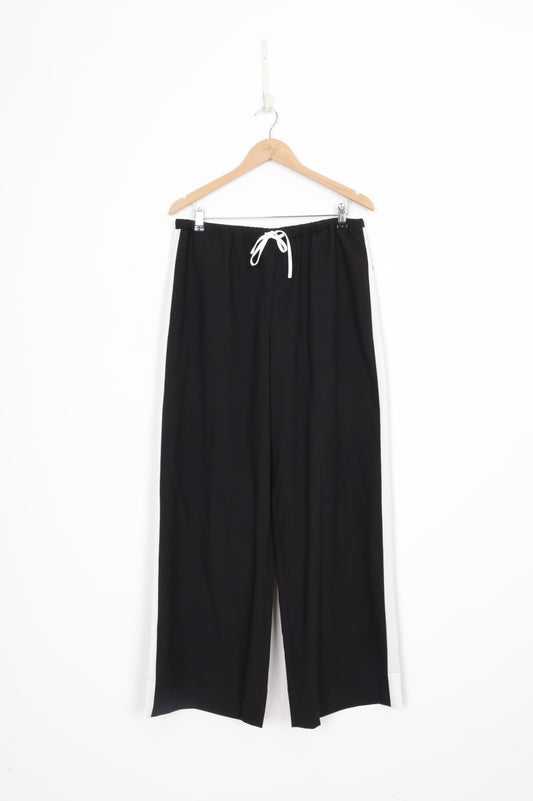 Sneaky link Womens Black Pants Size M