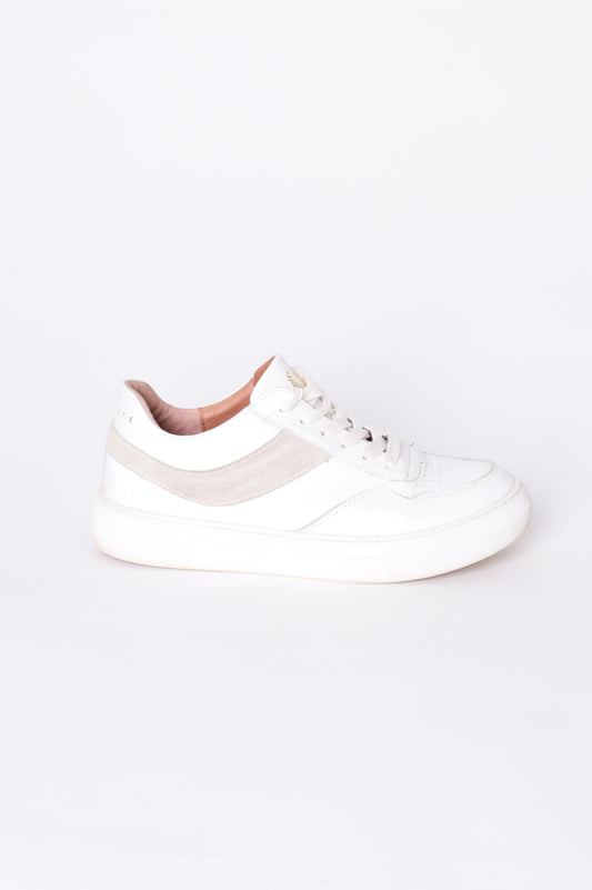 Mi Piaci Womens White Shoes Size EU 41