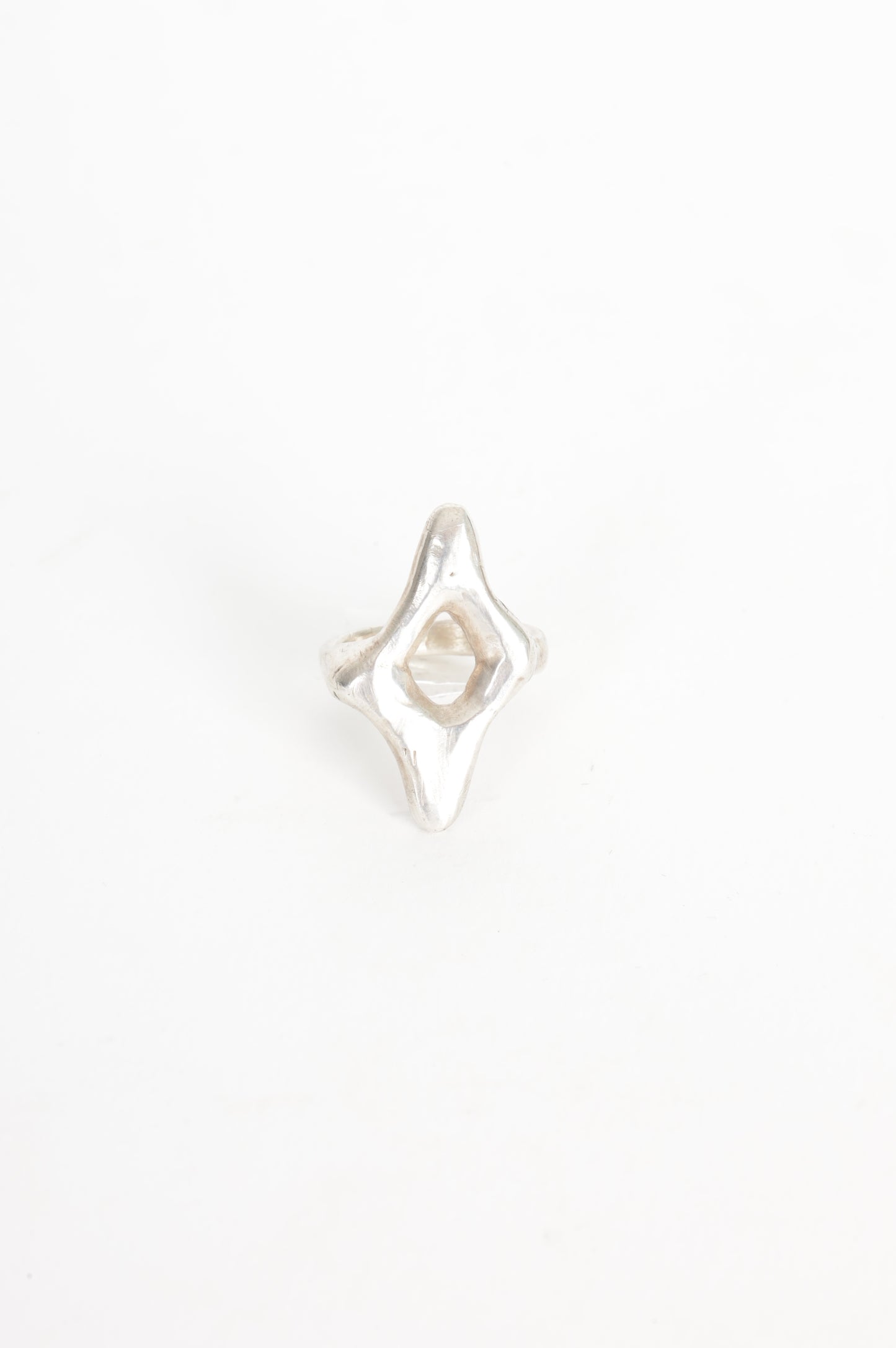 Harriet Xooj Womens Silver Ring Size 4