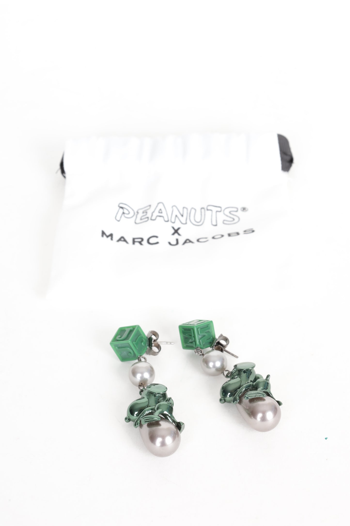 Marc Jacobs x Peanuts Womens Green Earrings Size O/S