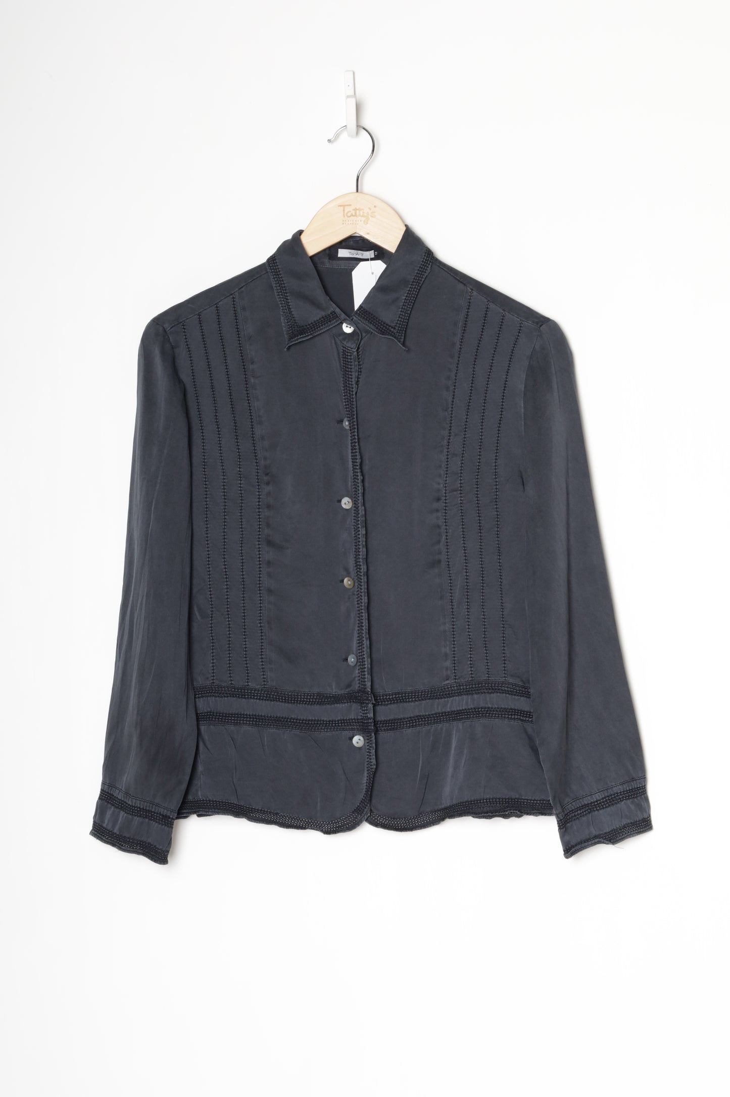 To-A-T Womens Grey Shirt Size 12