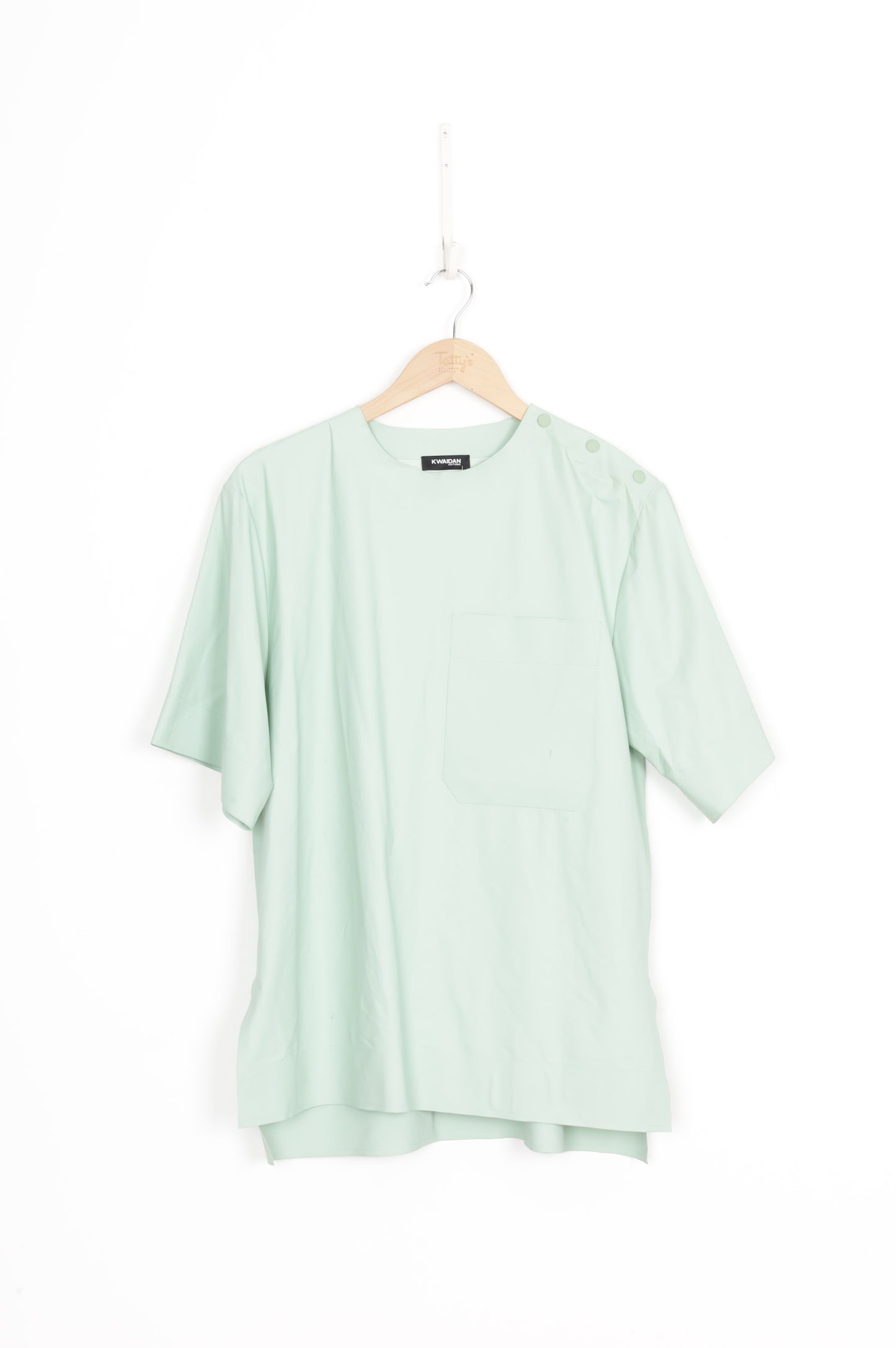 Kwaidan editions Mens Green T-shirt Size 36