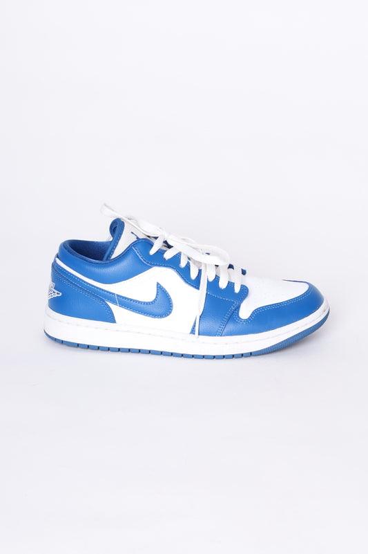 Air Jordan Womens Blue Sneakers Size EU 39
