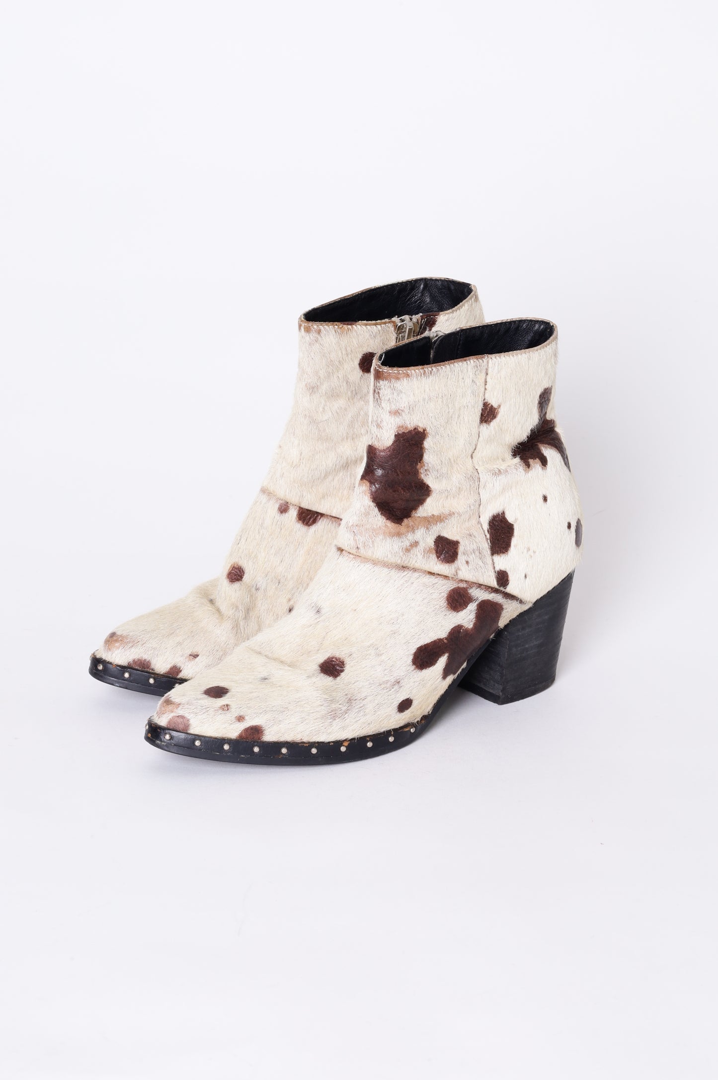 Urge Womens White Boots  Size EU 36